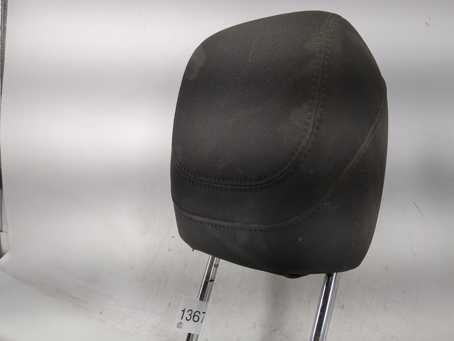 2015-2017 Chrysler 200 Headrest Head Rest Front Driver Passenger Seat - Oemusedautoparts1.com