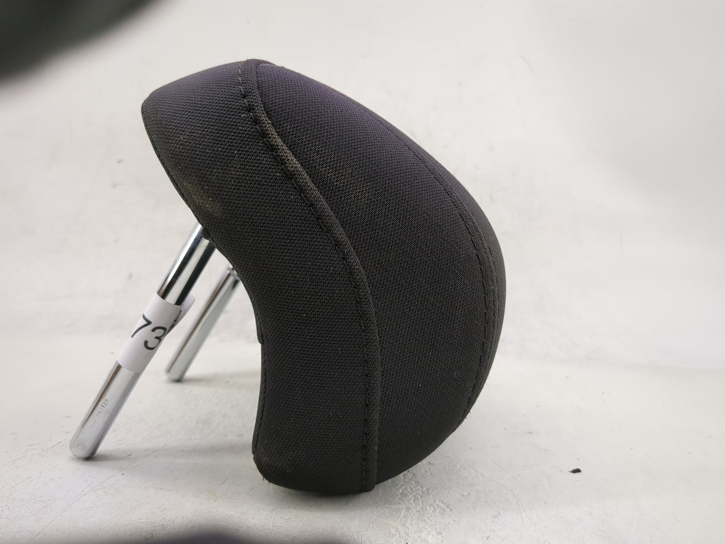 2015-2017 Chrysler 200 Headrest Head Rest Rear Seat Fits Fits 2015 2016 2017 OEM Used Auto Parts - Oemusedautoparts1.com