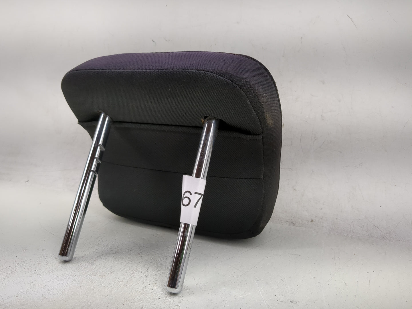2015-2017 Chrysler 200 Headrest Head Rest Rear Seat Fits Fits 2015 2016 2017 OEM Used Auto Parts - Oemusedautoparts1.com