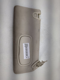 2015 Chrysler 200 Sun Visor Shade Replacement Passenger Right Mirror Fits OEM Used Auto Parts - Oemusedautoparts1.com