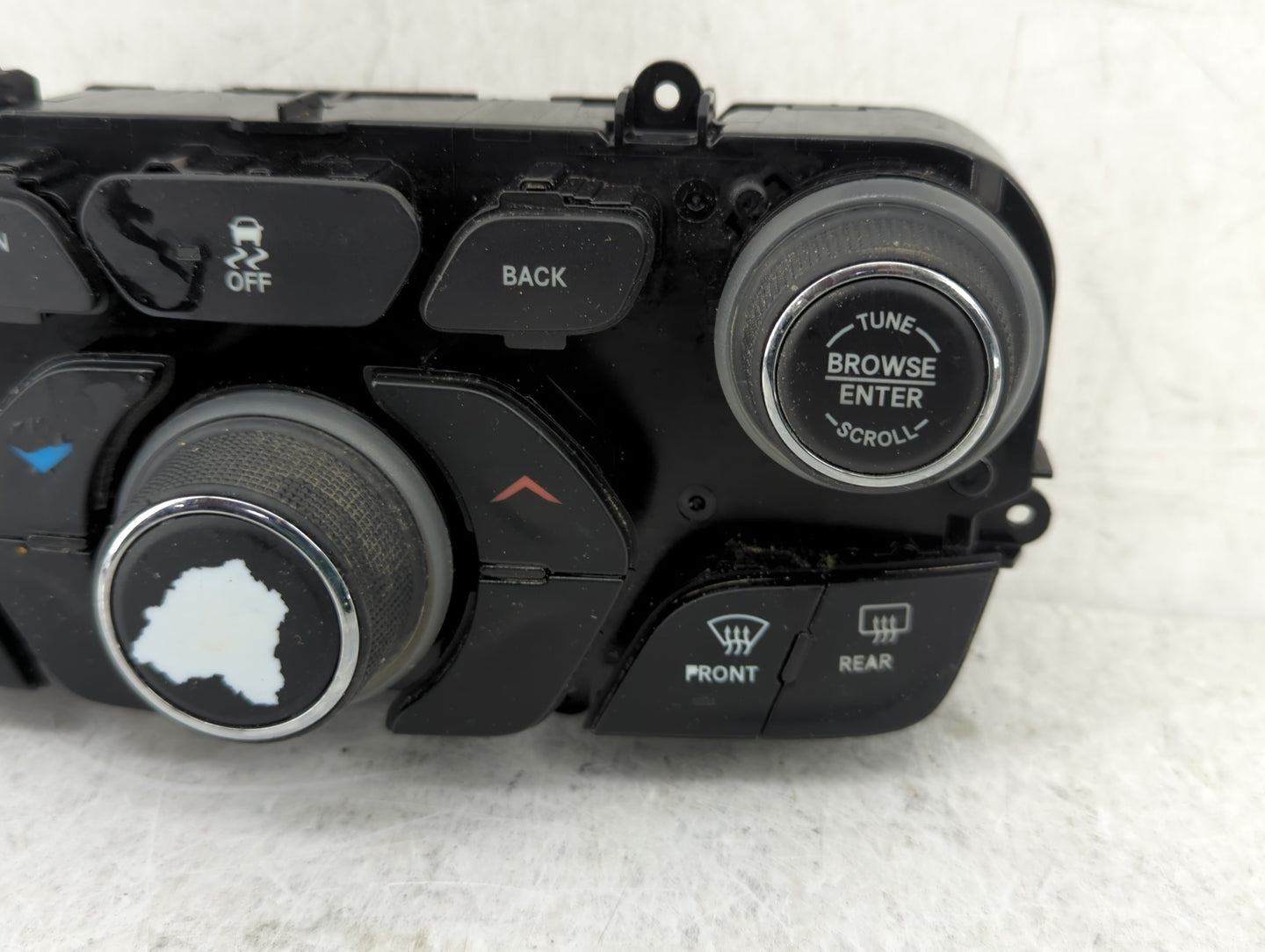 2015 Chrysler 200 Climate Control Module Temperature AC/Heater Replacement P/N:70113AB Fits OEM Used Auto Parts - Oemusedaut