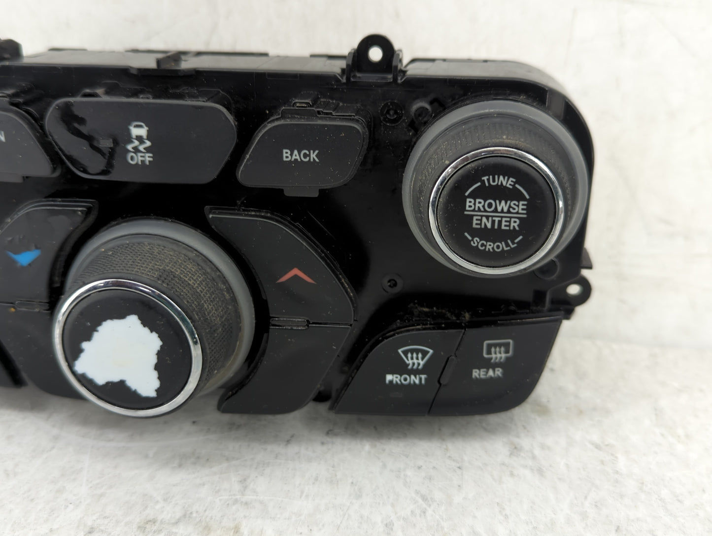 2015 Chrysler 200 Climate Control Module Temperature AC/Heater Replacement P/N:70113AB Fits OEM Used Auto Parts - Oemusedaut