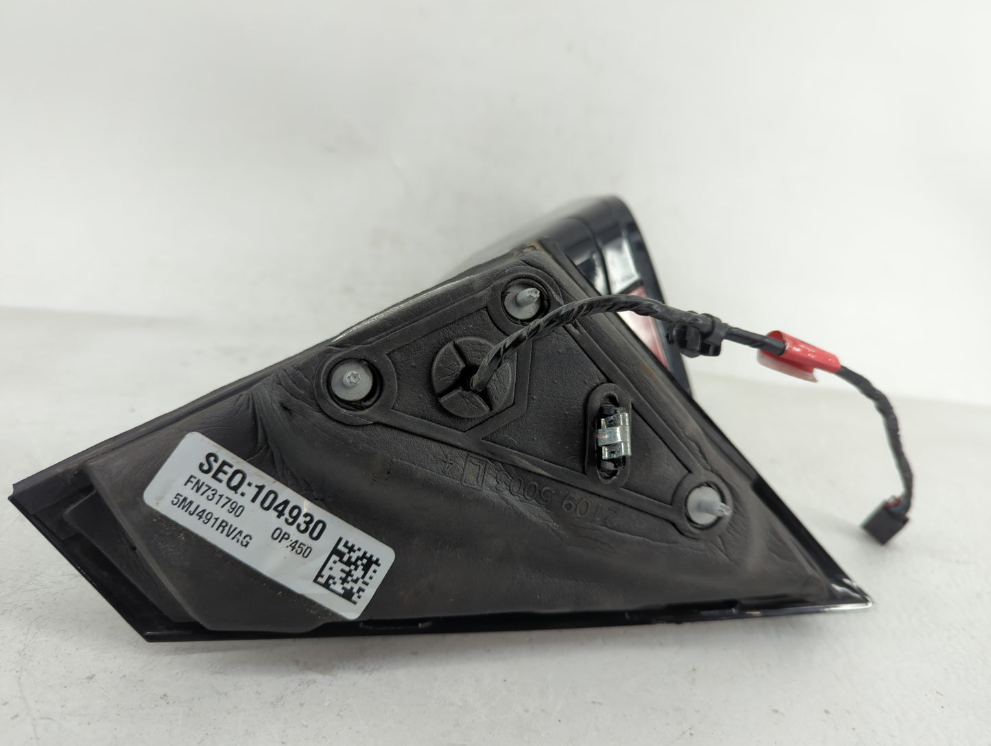 2015-2017 Chrysler 200 Driver Side View Mirror - Left Door Mirror OEM Used - Oemusedautoparts1.com