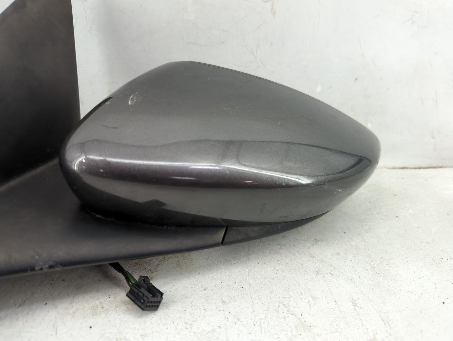 2015-2017 Chrysler 200 Driver Side View Mirror - Left Door Mirror OEM Used - Oemusedautoparts1.com