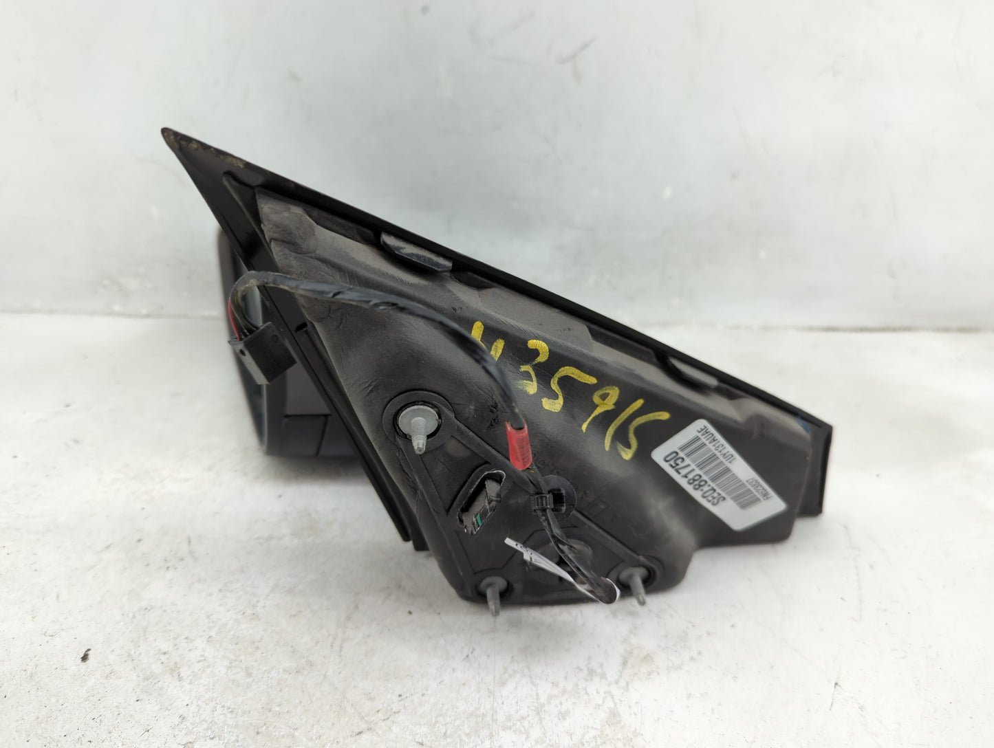 2015-2017 Chrysler 200 Driver Side View Mirror - Left Door Mirror OEM Used - Oemusedautoparts1.com