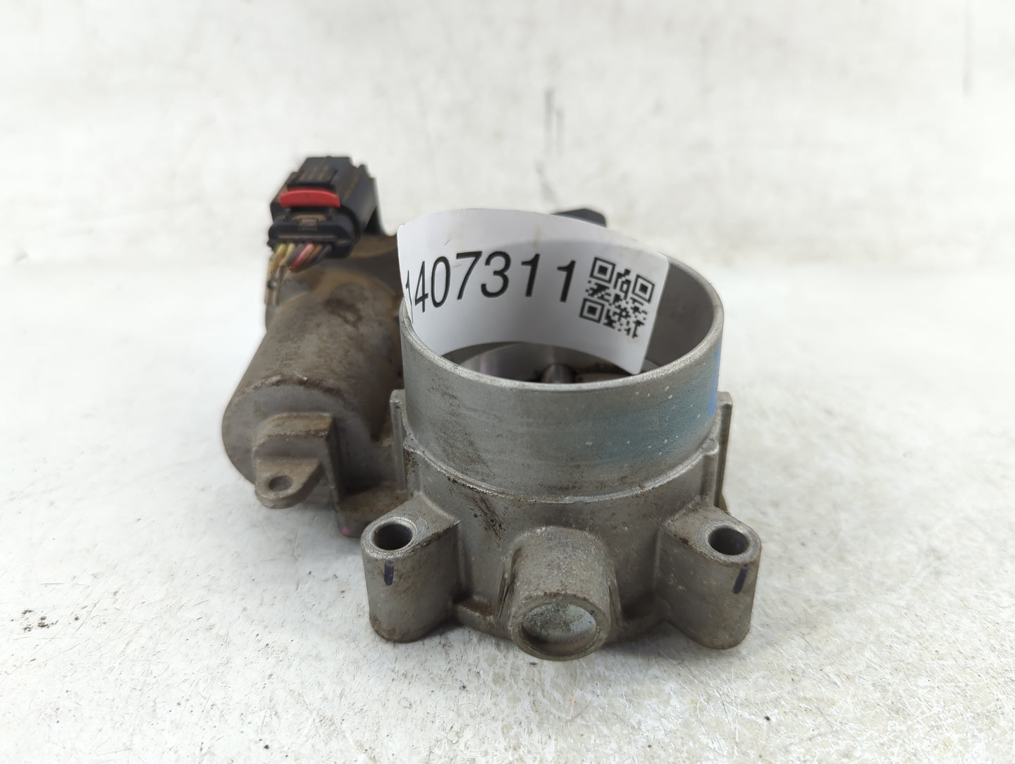 2015-2017 Chrysler 200 Throttle Body P/N:04891970AB Fits Fits 2014 2015 2016 2017 2018 2019 2020 2021 2022 OEM Used Auto Par