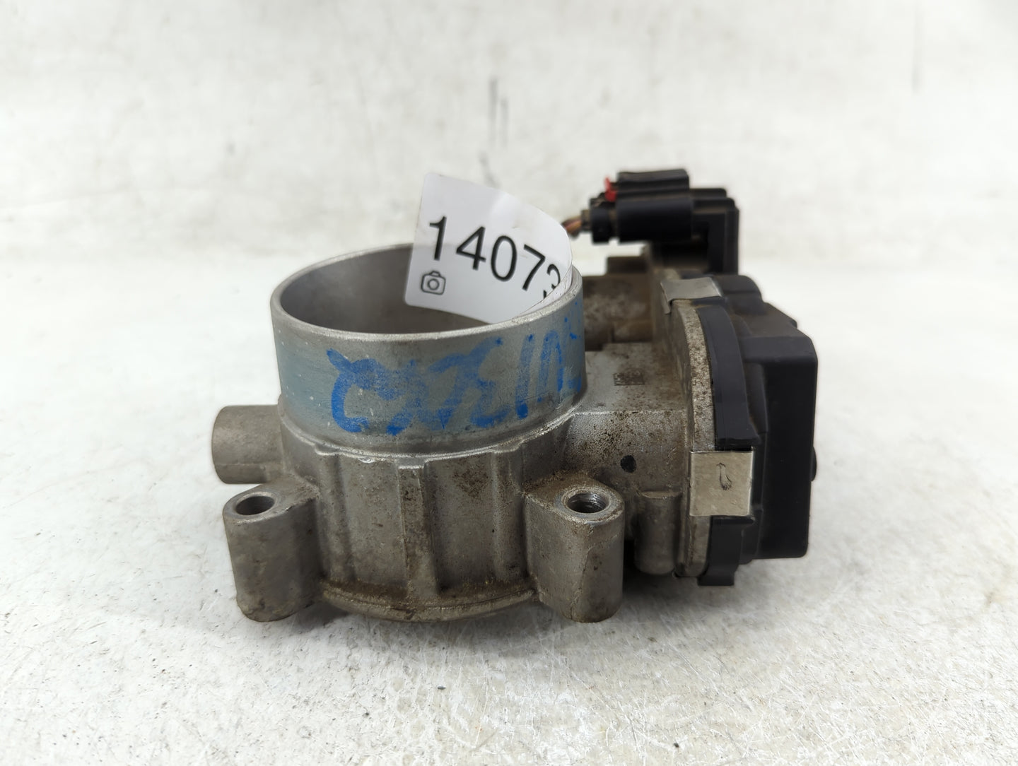 2015-2017 Chrysler 200 Throttle Body P/N:04891970AB Fits Fits 2014 2015 2016 2017 2018 2019 2020 2021 2022 OEM Used Auto Par