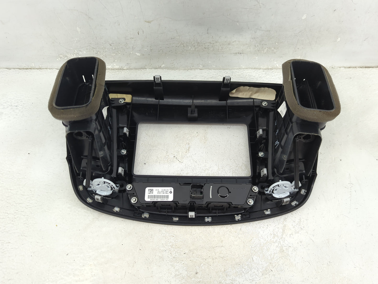 2015 Chrysler 200 Radio AM FM Cd Player Receiver Replacement P/N:68160143AA Fits OEM Used Auto Parts - Oemusedautoparts1.com