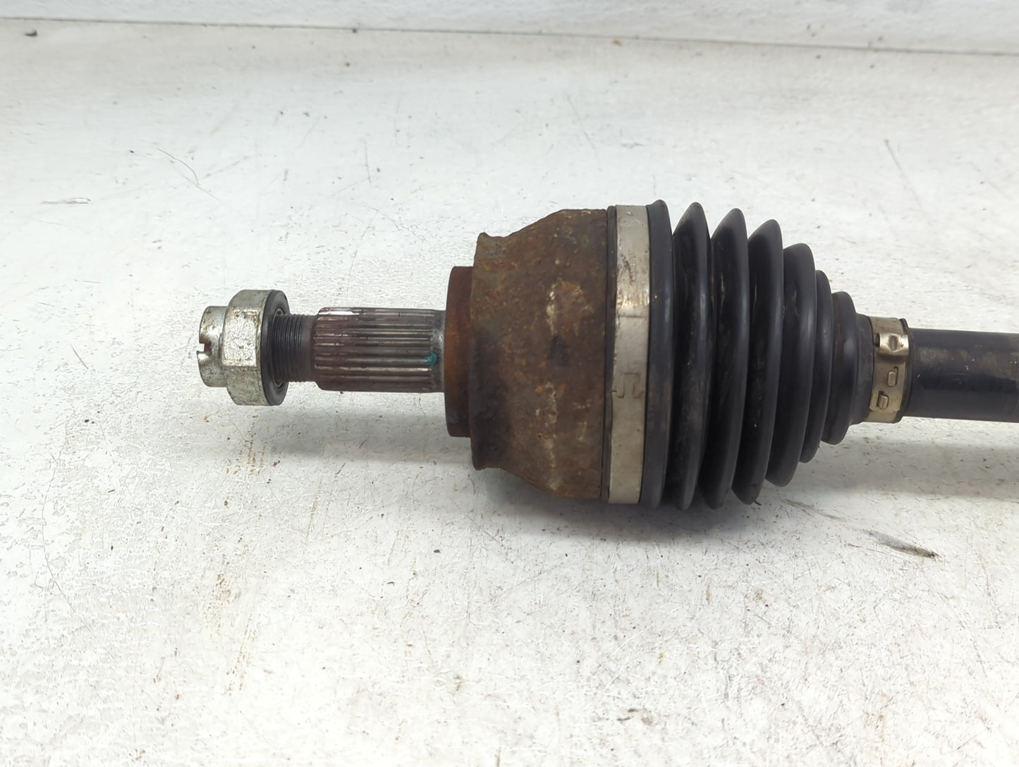 2015-2017 Chrysler 200 Axle Shaft Front Driver Cv C/v - Oemusedautoparts1.com