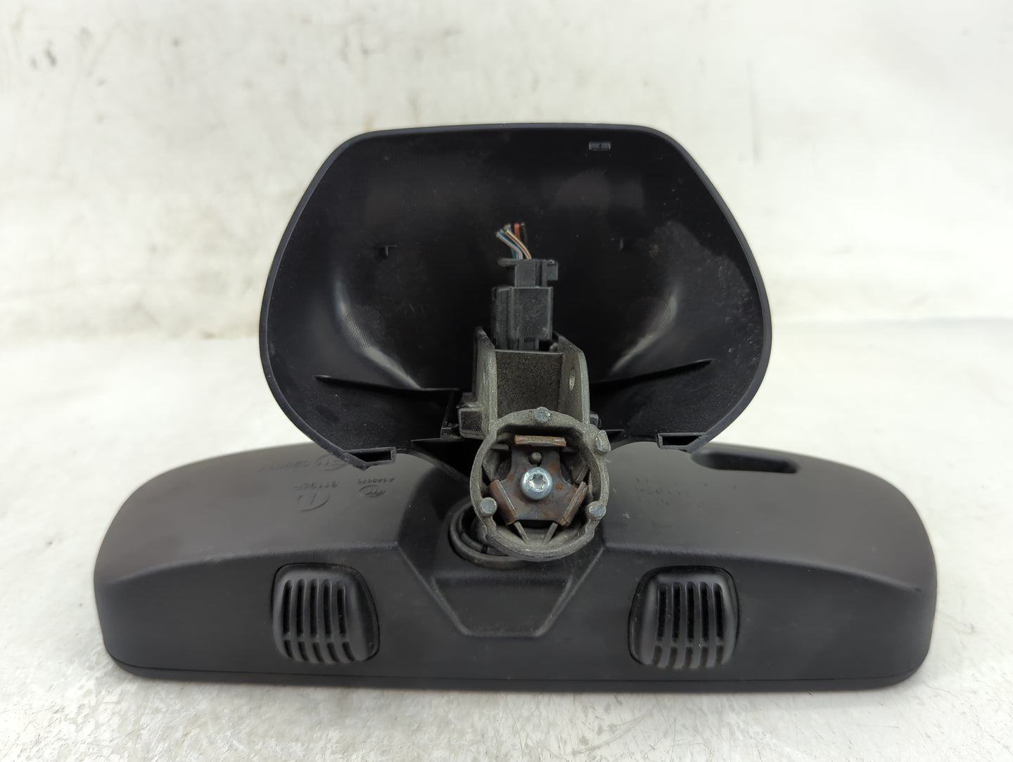 2015-2017 Chrysler 200 Interior Rear View Mirror Replacement OEM P/N:A048070 Fits Fits 2015 2016 2017 OEM Used Auto Parts - 