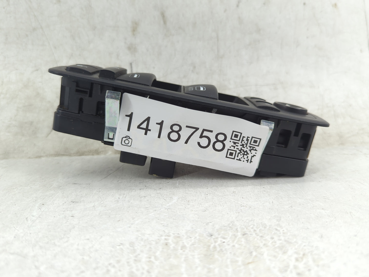2015-2017 Chrysler 200 Master Power Window Switch Replacement Driver Side Left P/N:68231805AA Fits OEM Used Auto Parts - Oem