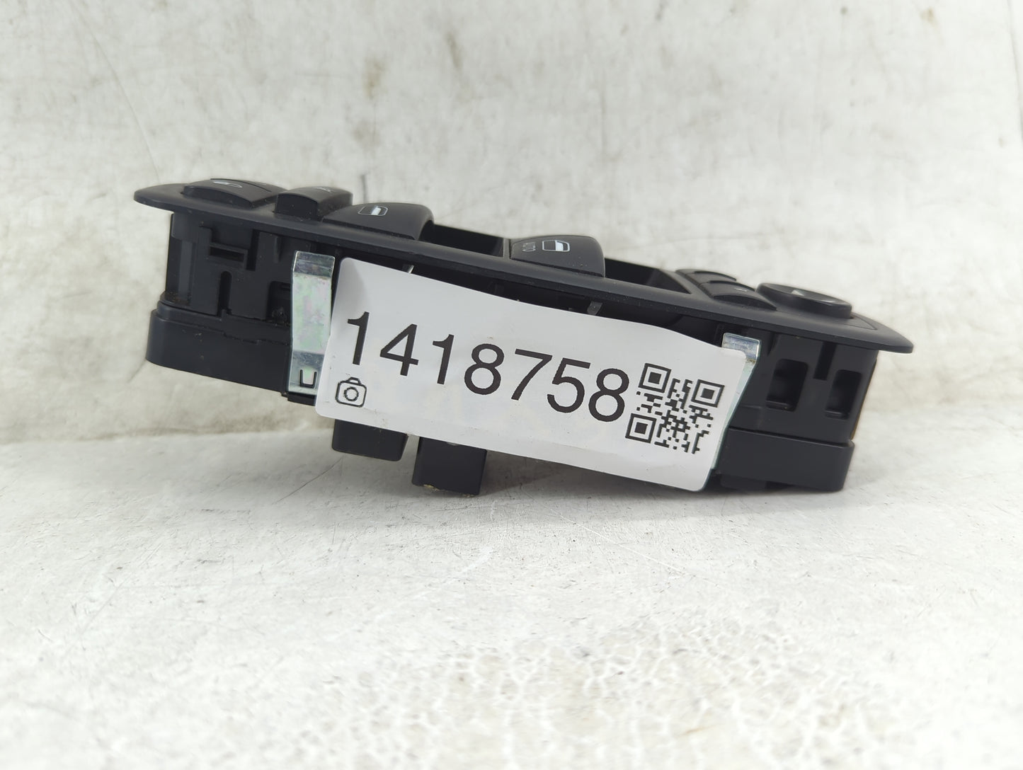 2015-2017 Chrysler 200 Master Power Window Switch Replacement Driver Side Left P/N:68231805AA Fits OEM Used Auto Parts - Oem