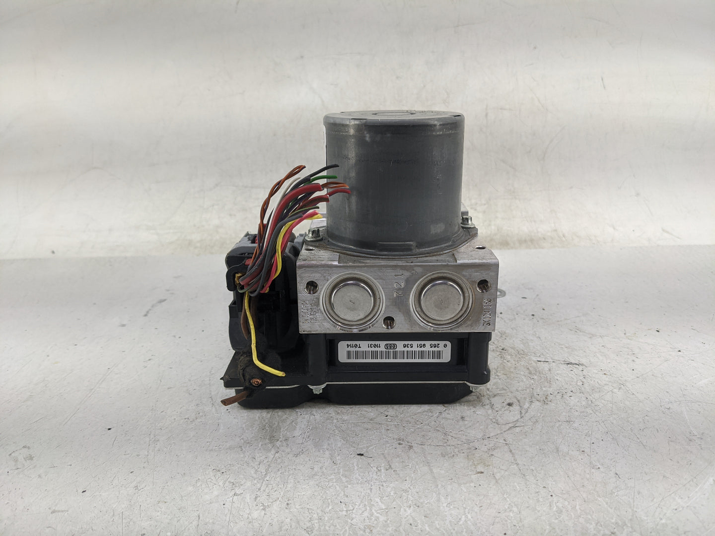 2015 Chrysler 200 ABS Pump Control Module Replacement P/N:8K0 614 51 0 265 236 339 Fits OEM Used Auto Parts - Oemusedautopar