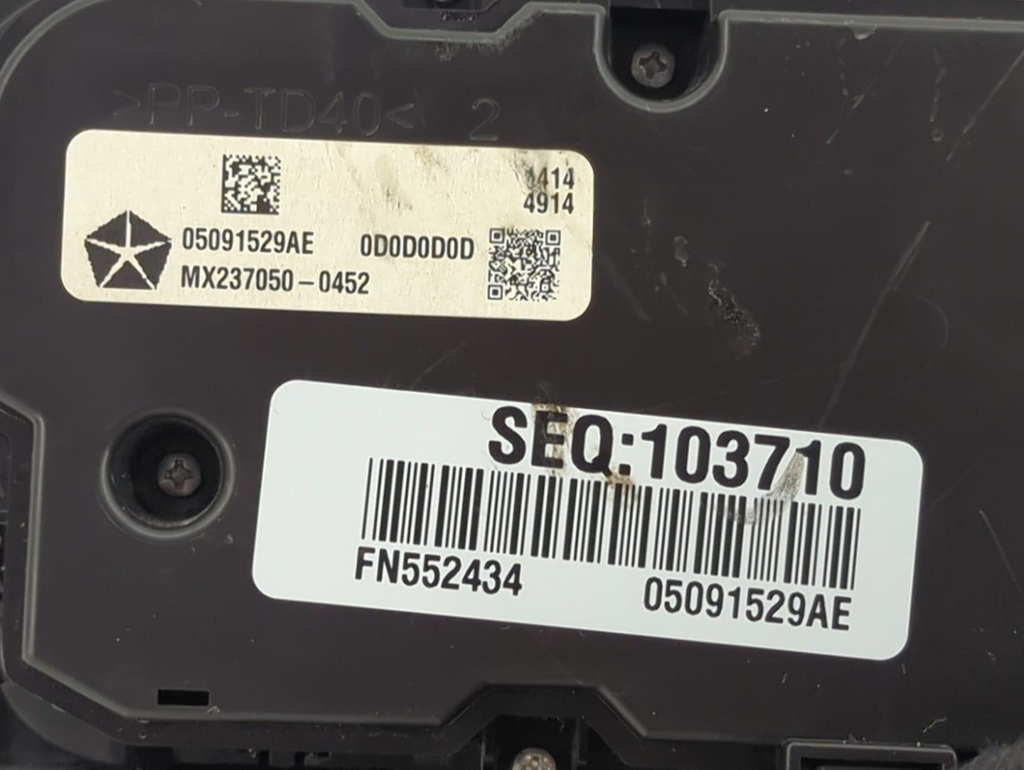 2015-2017 Chrysler 200 Climate Control Module Temperature AC/Heater Replacement P/N:05091529AE Fits Fits 2015 2016 2017 OEM 