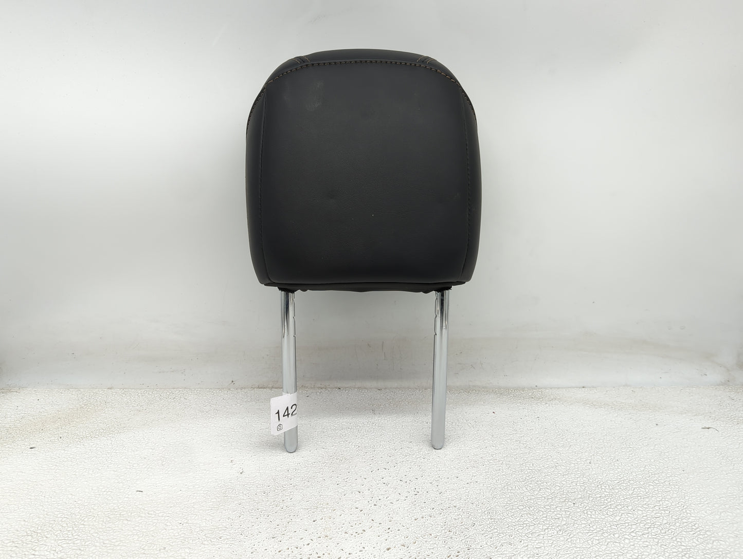 2015-2017 Chrysler 200 Headrest Head Rest Front Driver Passenger Seat Fits Fits 2015 2016 2017 OEM Used Auto Parts - Oemused