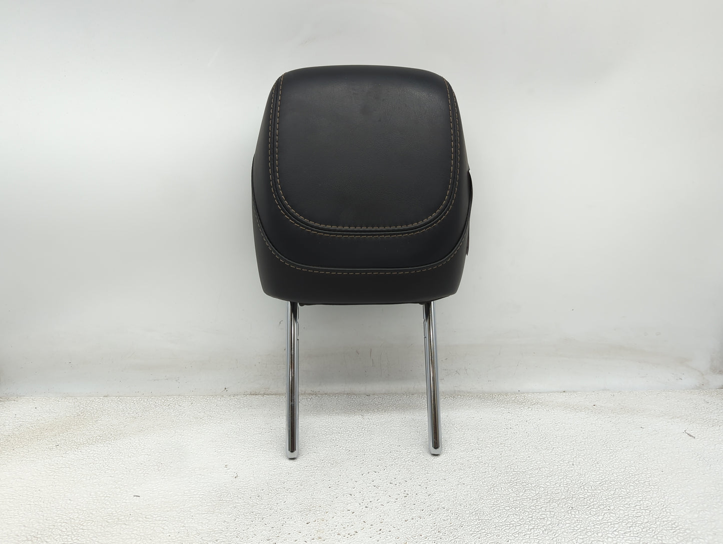 2015-2017 Chrysler 200 Headrest Head Rest Front Driver Passenger Seat - Oemusedautoparts1.com