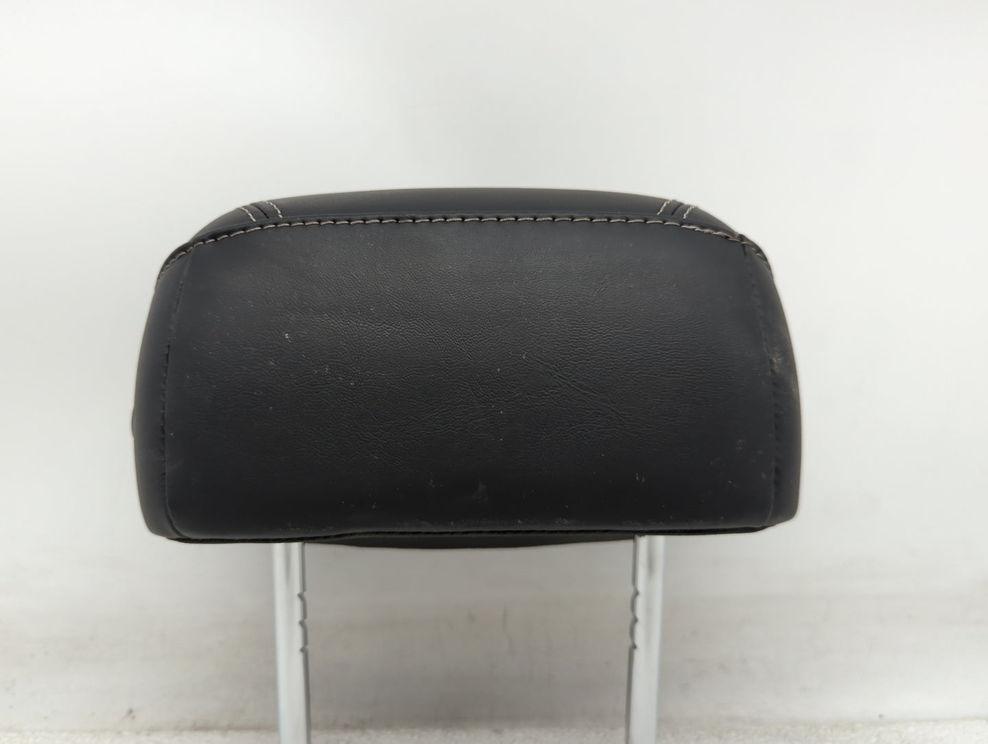 2015-2017 Chrysler 200 Headrest Head Rest Rear Seat Fits Fits 2015 2016 2017 OEM Used Auto Parts - Oemusedautoparts1.com