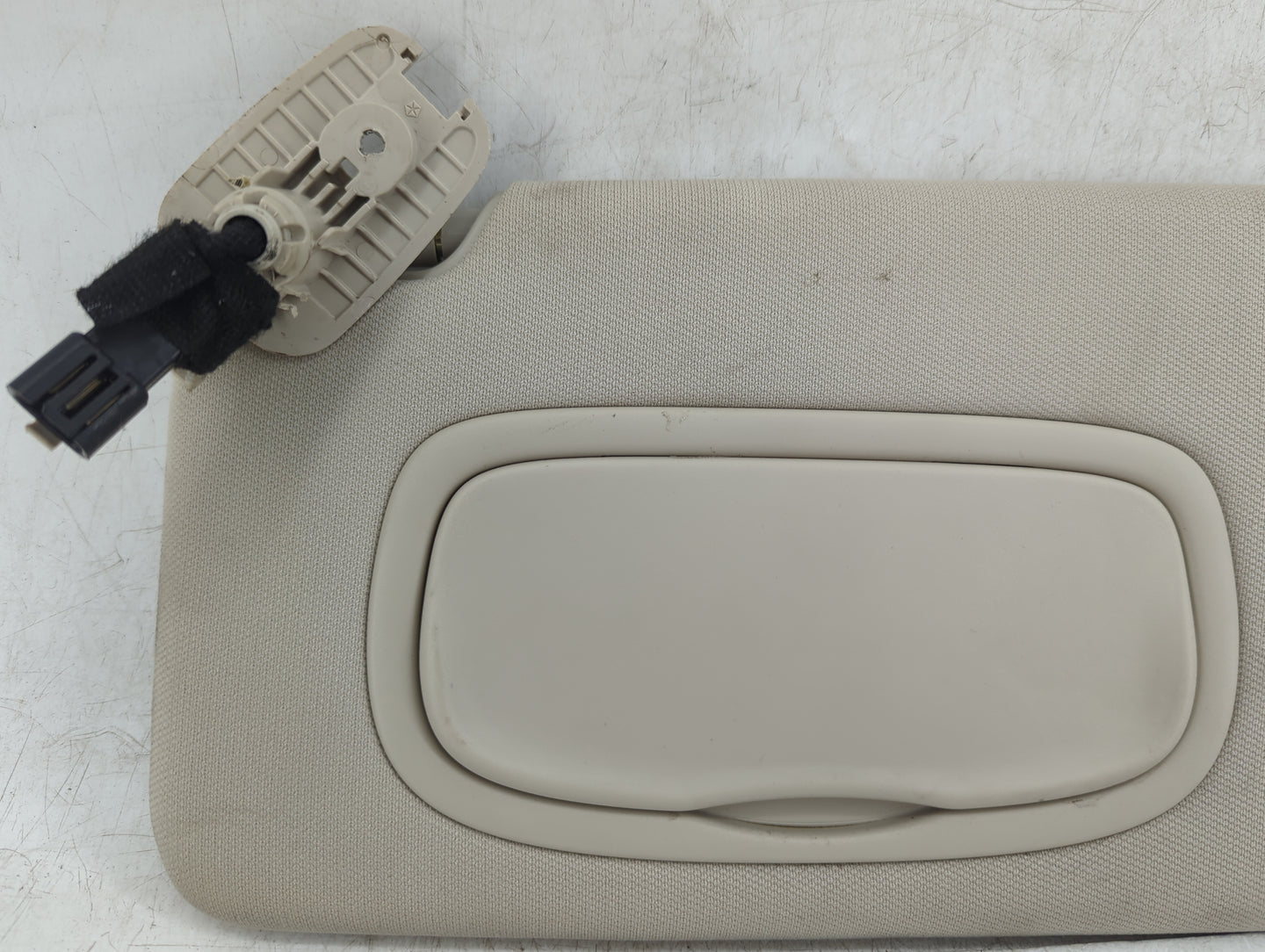 2015 Chrysler 200 Sun Visor Shade Replacement Driver Left Mirror Fits OEM Used Auto Parts - Oemusedautoparts1.com