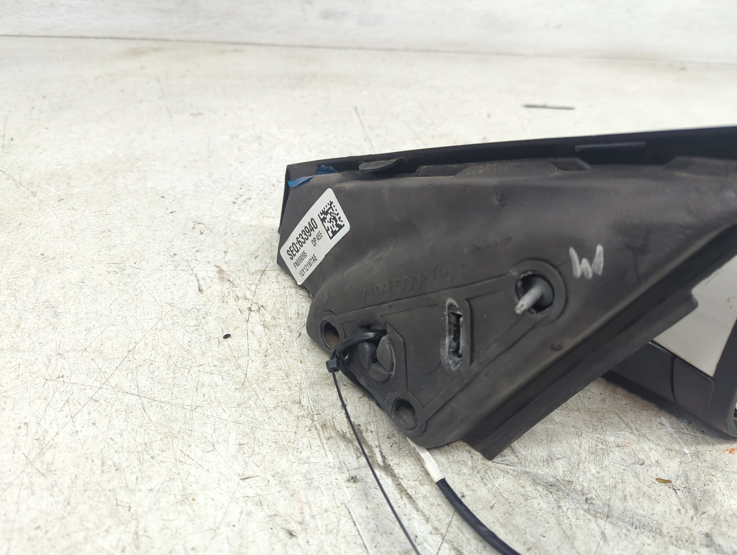 2015-2017 Chrysler 200 Passenger Side View Mirror - Right Door Mirror OEM Used - Oemusedautoparts1.com