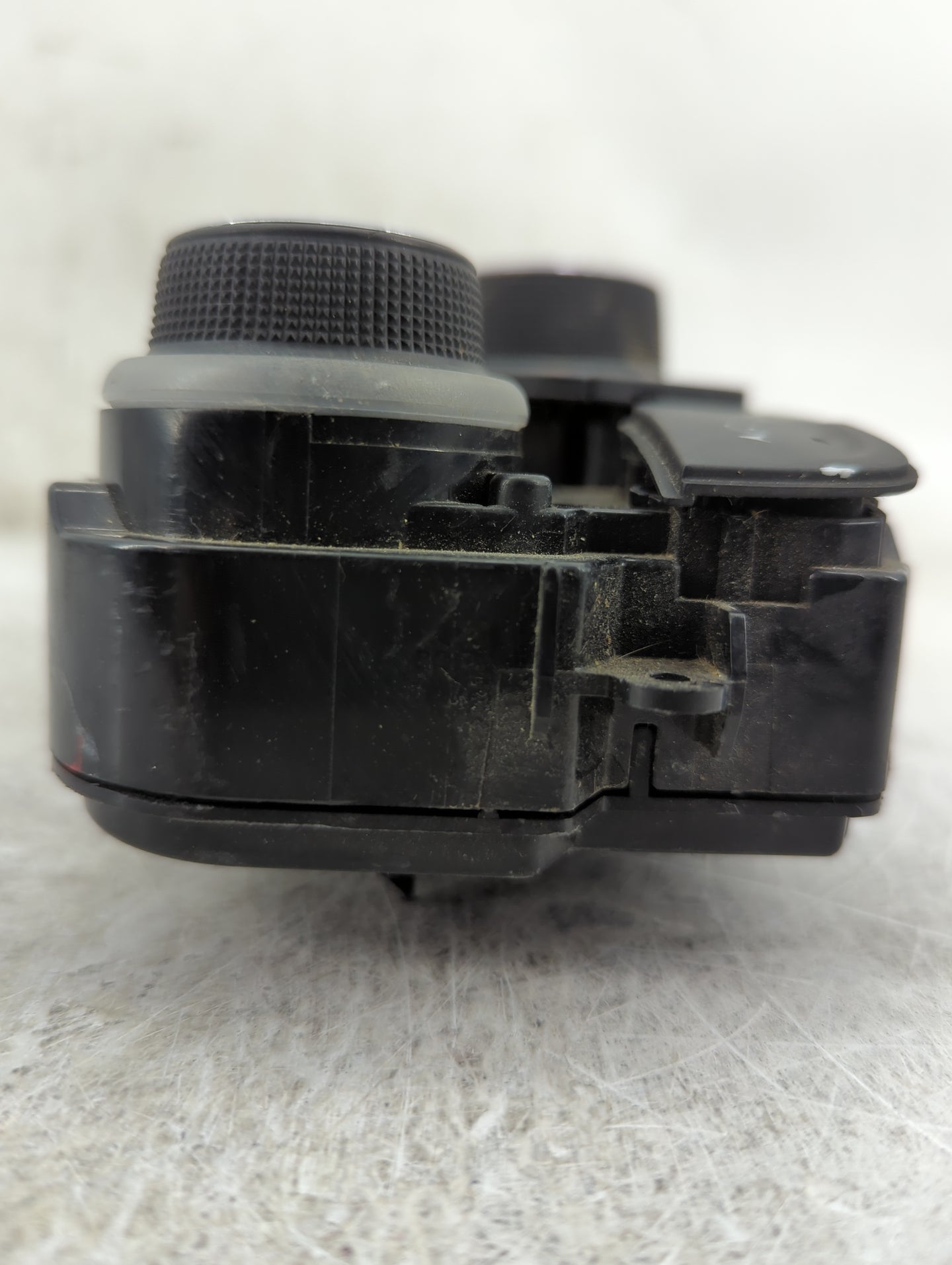 2015-2017 Chrysler 200 Climate Control Module Temperature AC/Heater Replacement P/N:P05091529AI Fits Fits 2015 2016 2017 OEM