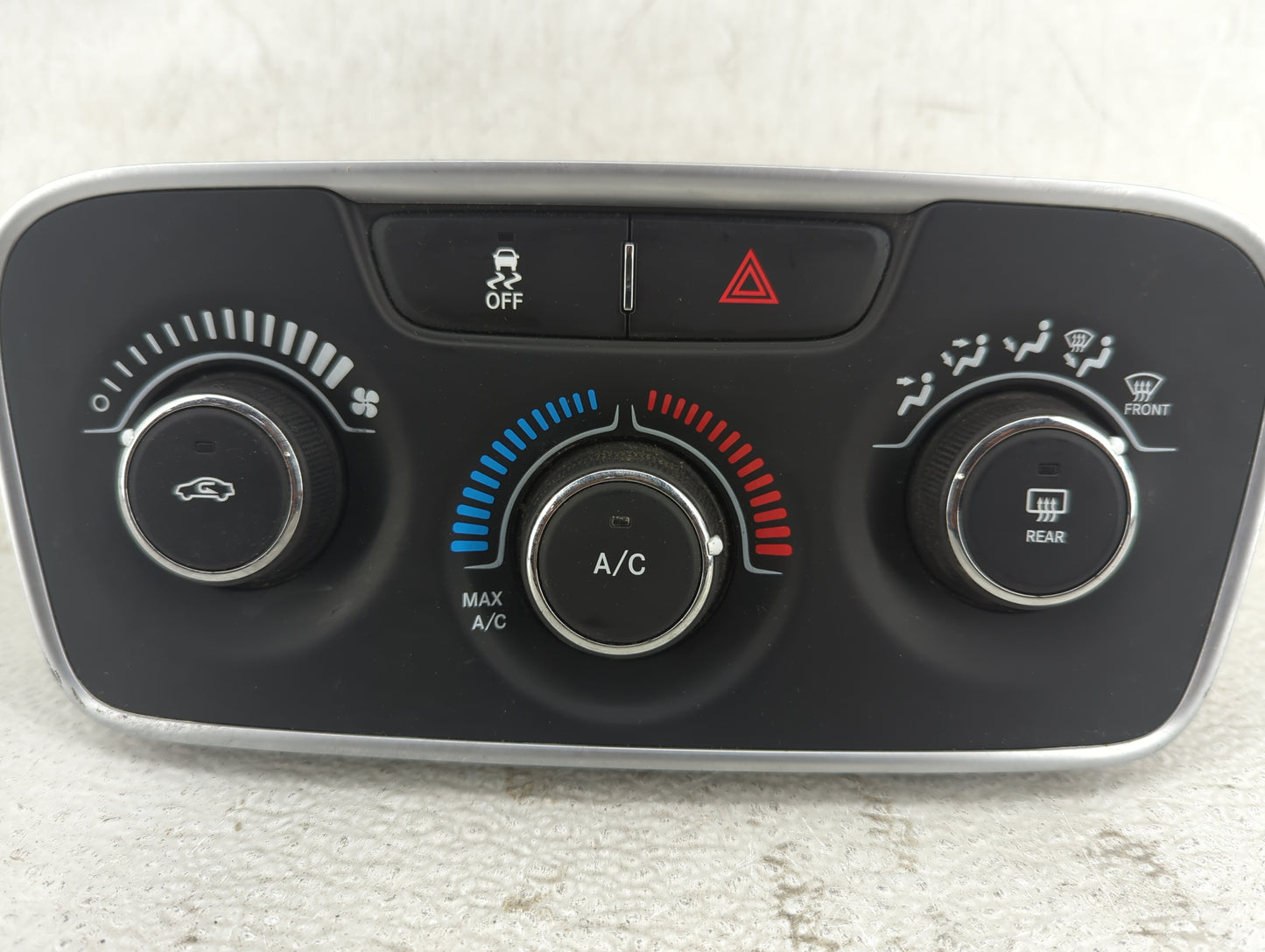 2015 Chrysler 200 Climate Control Module Temperature AC/Heater Replacement P/N:P56054331AD Fits OEM Used Auto Parts - Oemuse