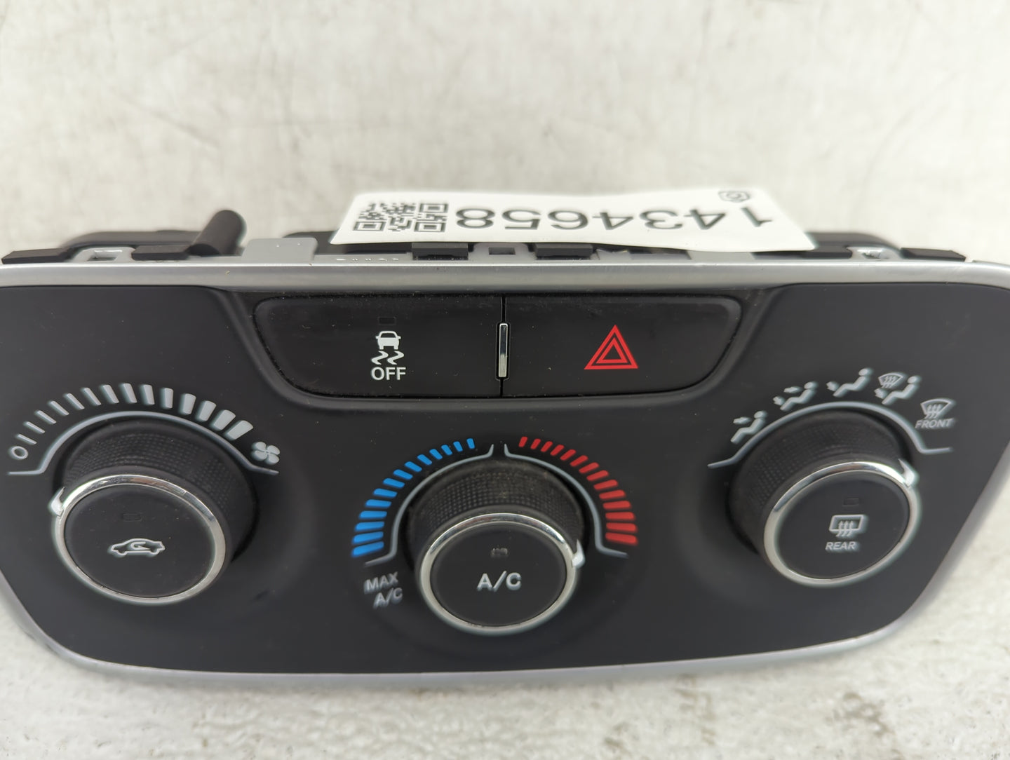 2015 Chrysler 200 Climate Control Module Temperature AC/Heater Replacement P/N:P56054331AD Fits OEM Used Auto Parts - Oemuse