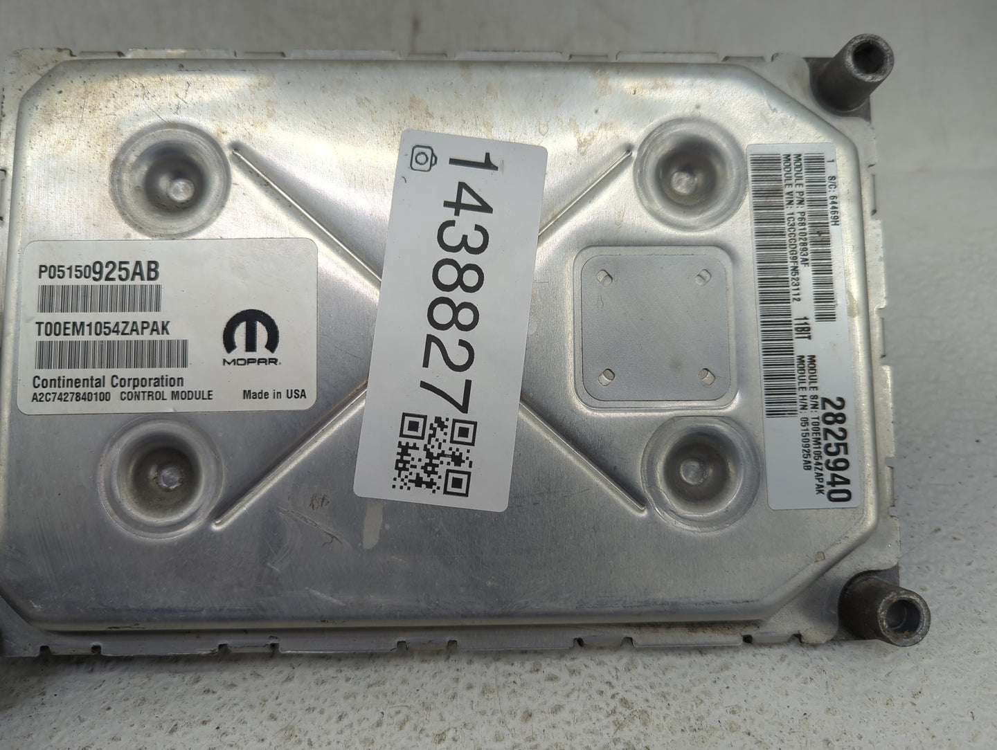 2015 Chrysler 200 PCM Engine Control Computer ECU ECM PCU OEM P/N:P05150925AB T00EM1054ZAPAK, A2C7427840100, P68102983AF Fit