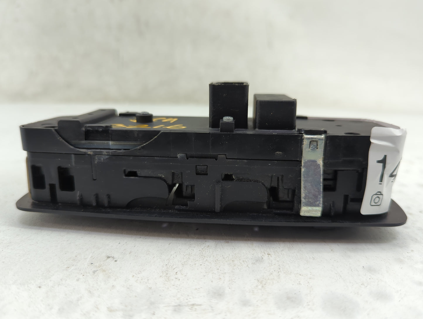 2015-2017 Chrysler 200 Master Power Window Switch Replacement Driver Side Left P/N:68231805AA Fits OEM Used Auto Parts - Oem