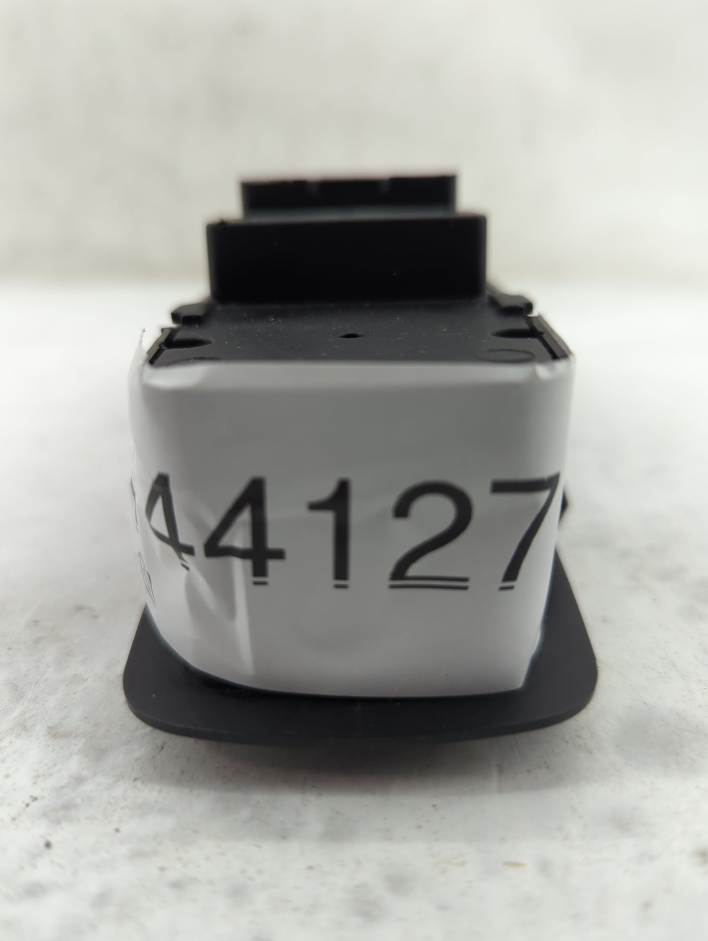2015-2017 Chrysler 200 Master Power Window Switch Replacement Driver Side Left P/N:68231805AA Fits OEM Used Auto Parts - Oem