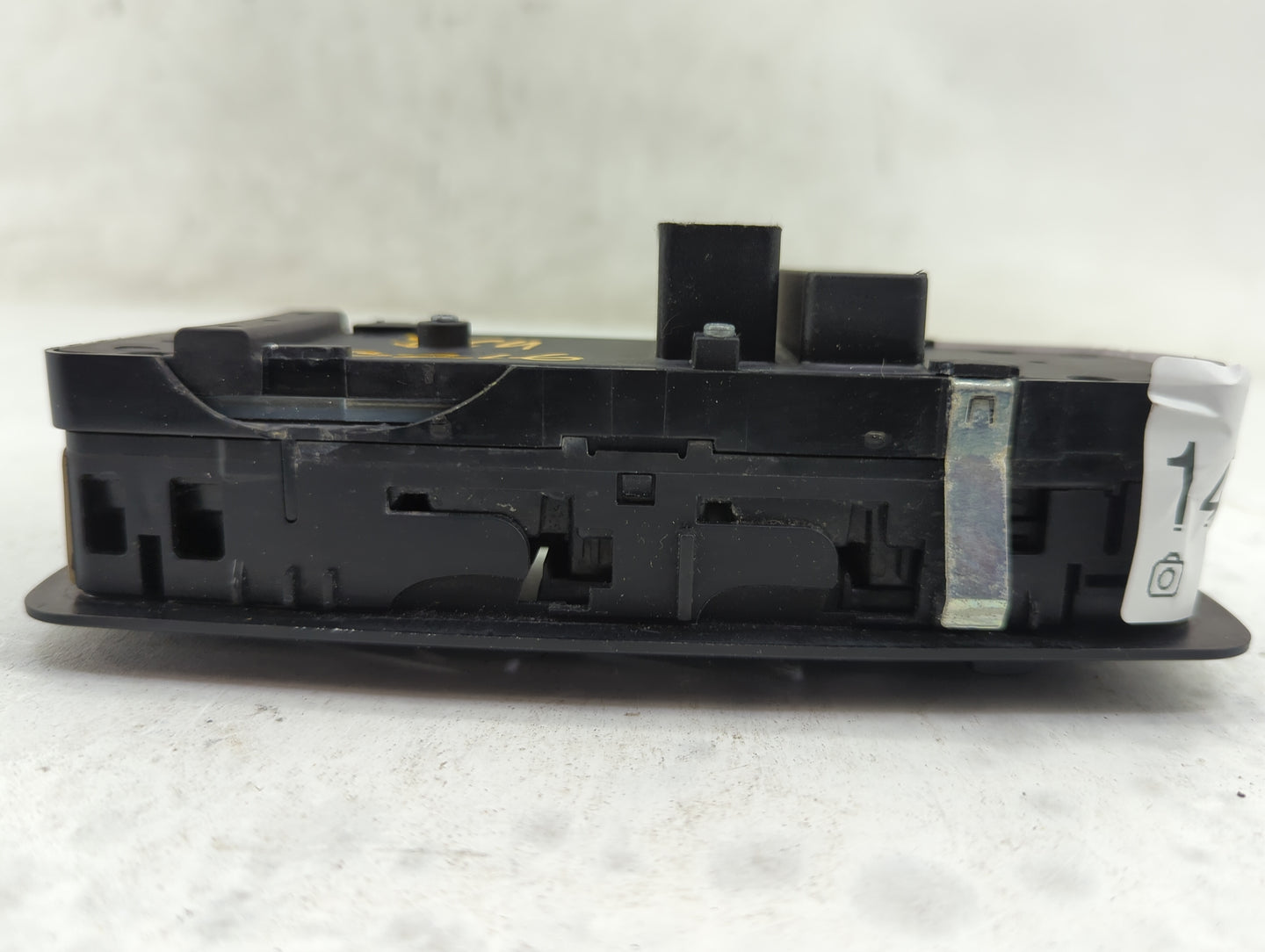 2015-2017 Chrysler 200 Master Power Window Switch Replacement Driver Side Left P/N:68231805AA Fits OEM Used Auto Parts - Oem
