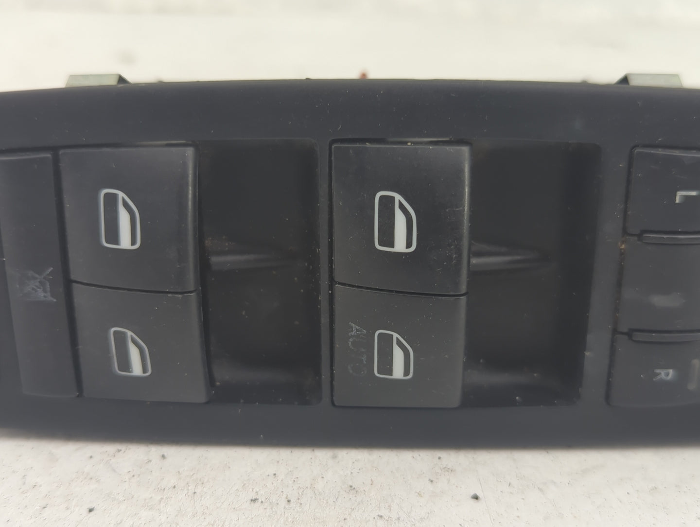 2015-2017 Chrysler 200 Master Power Window Switch Replacement Driver Side Left P/N:68231805AA Fits OEM Used Auto Parts - Oem