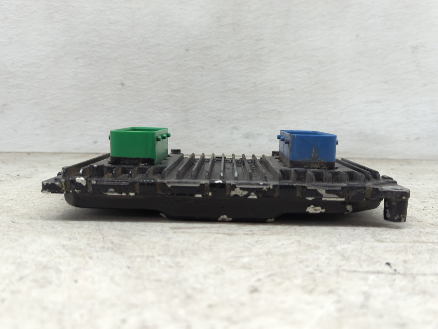 2015 Chrysler 200 PCM Engine Control Computer ECU ECM PCU OEM P/N:T00EP0685APPLR A2C7446830400 Fits OEM Used Auto Parts - Oe