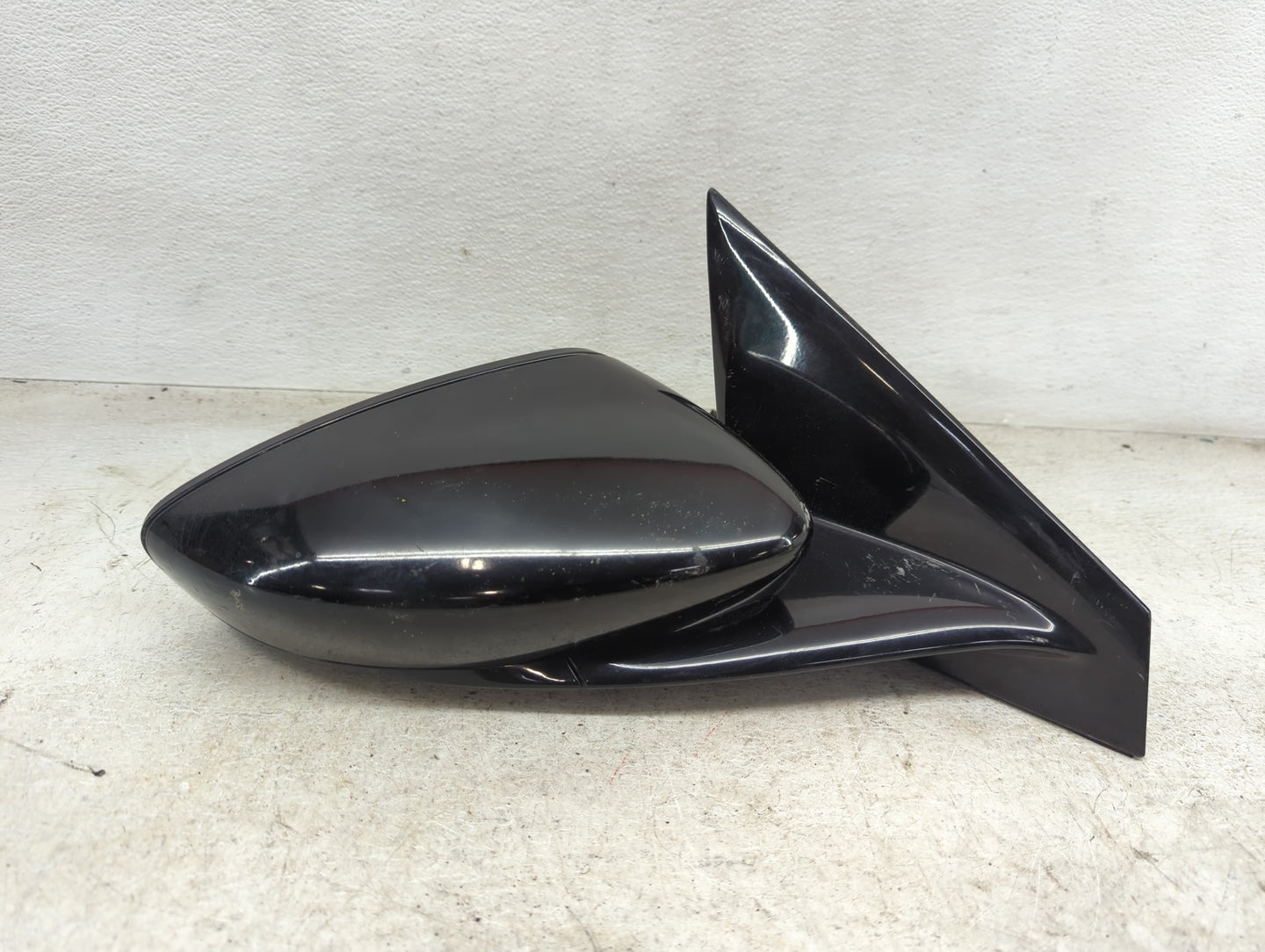 2015-2017 Chrysler 200 Passenger Side View Mirror - Right Door Mirror OEM Used - Oemusedautoparts1.com