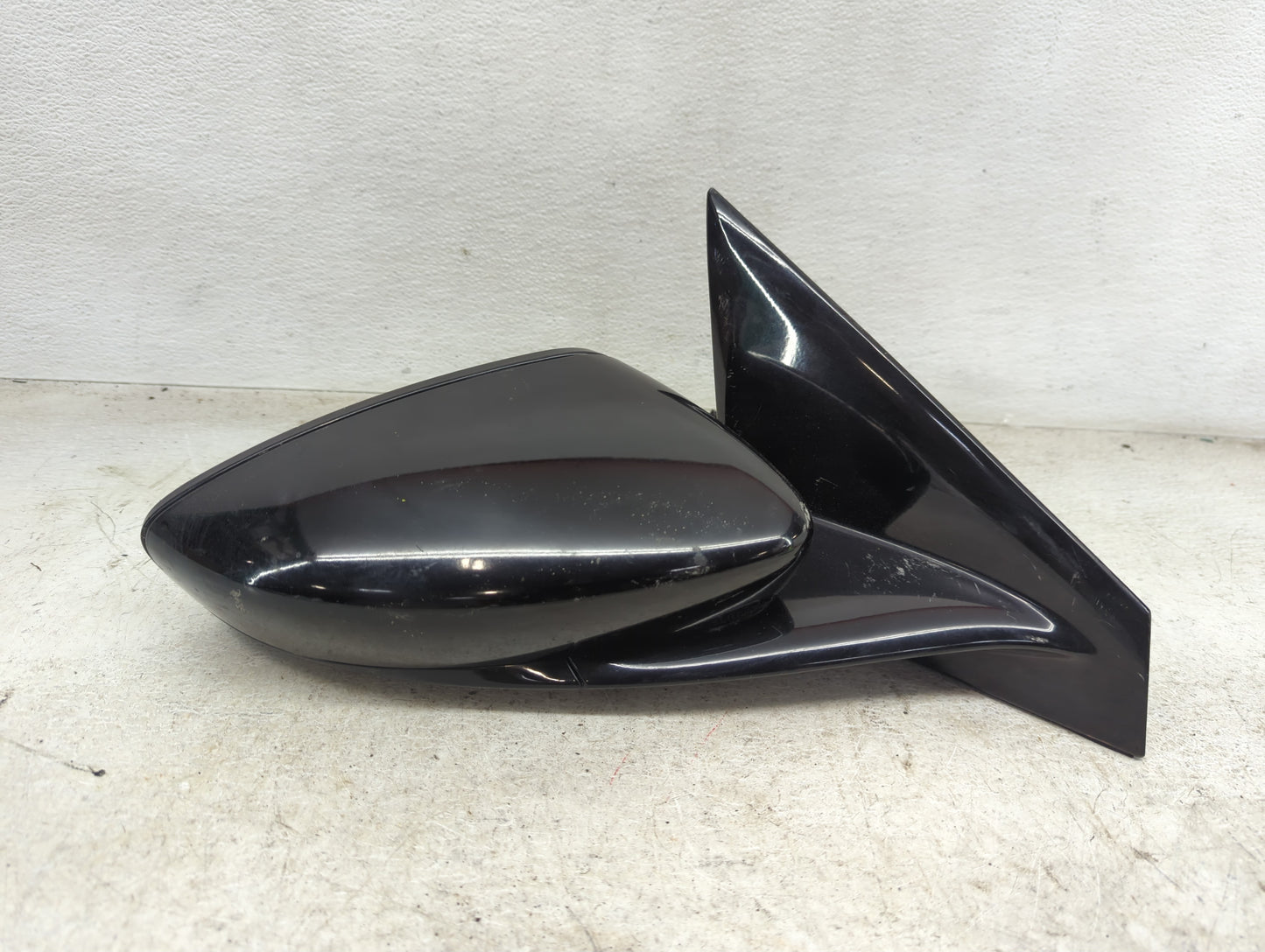 2015-2017 Chrysler 200 Passenger Side View Mirror - Right Door Mirror OEM Used - Oemusedautoparts1.com