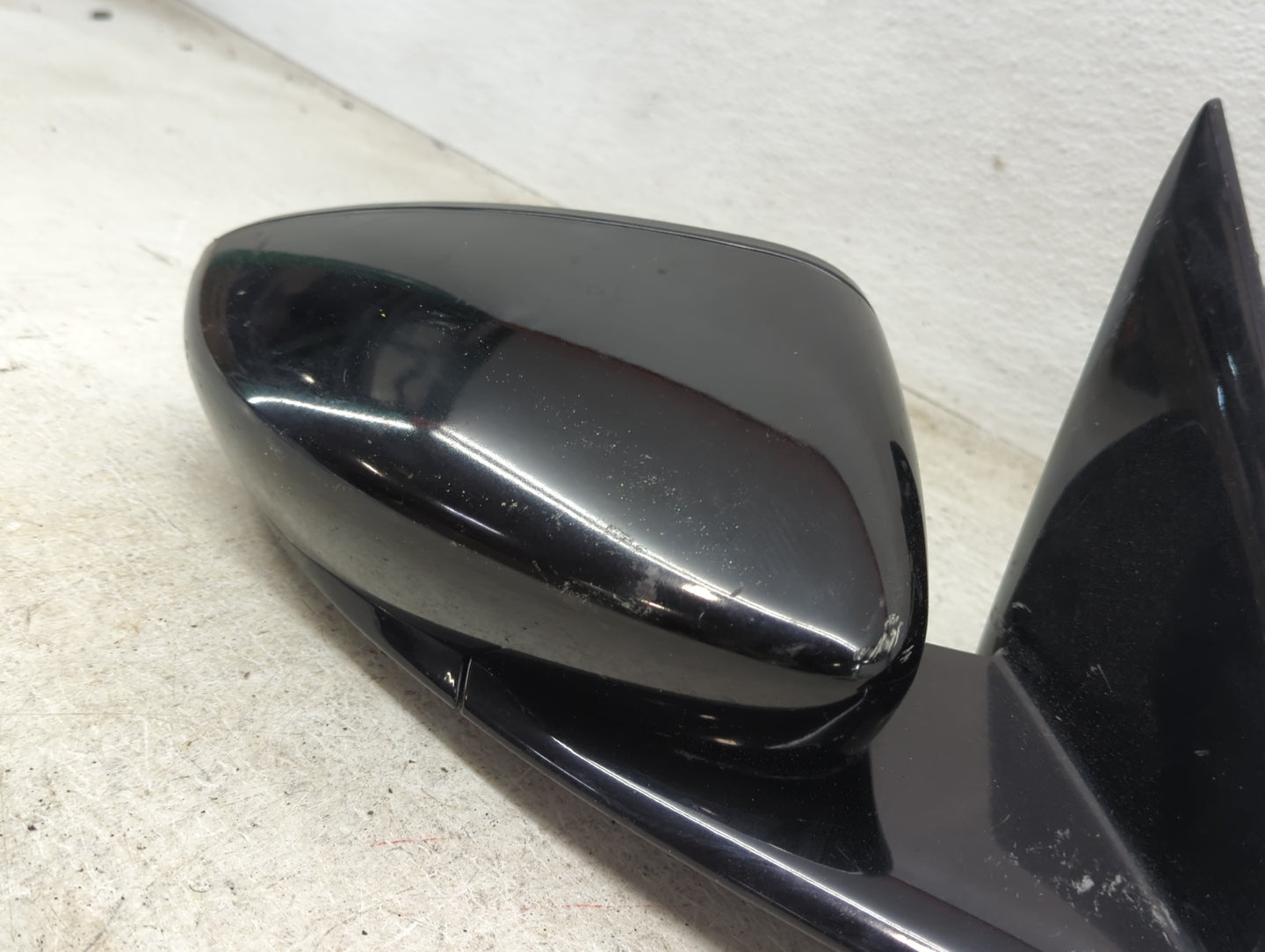 2015-2017 Chrysler 200 Passenger Side View Mirror - Right Door Mirror OEM Used - Oemusedautoparts1.com