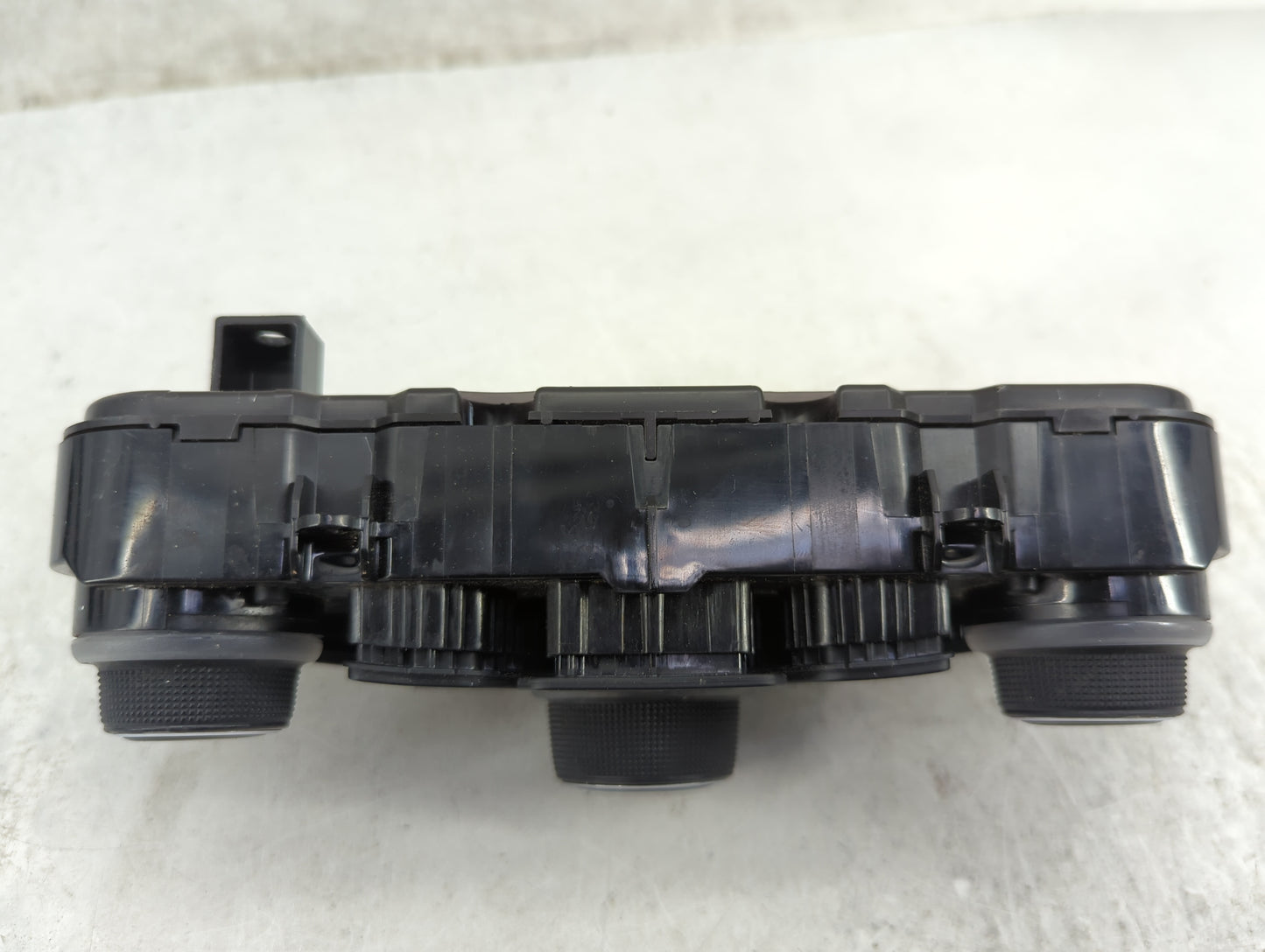 2015 Chrysler 200 Climate Control Module Temperature AC/Heater Replacement P/N:05091534AG MX237050-0506 Fits OEM Used Auto P