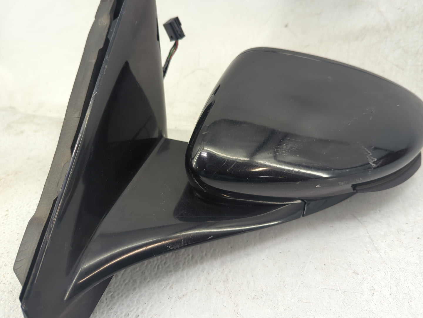 2015-2017 Chrysler 200 Driver Side View Mirror - Left Door Mirror OEM Used - Oemusedautoparts1.com