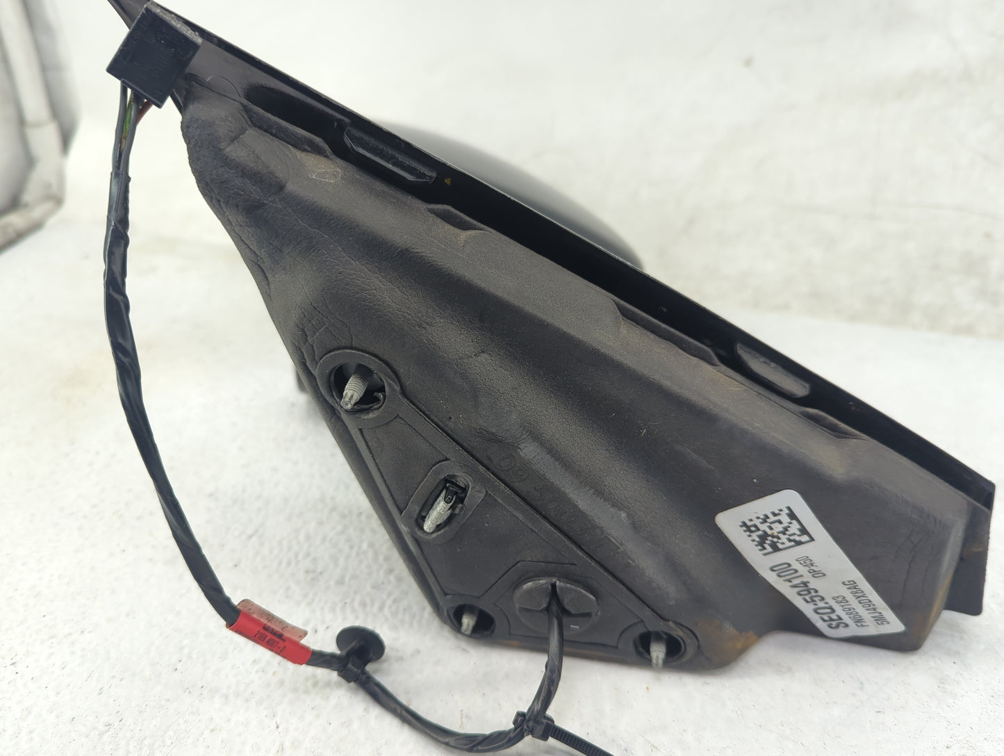 2015-2017 Chrysler 200 Driver Side View Mirror - Left Door Mirror OEM Used - Oemusedautoparts1.com
