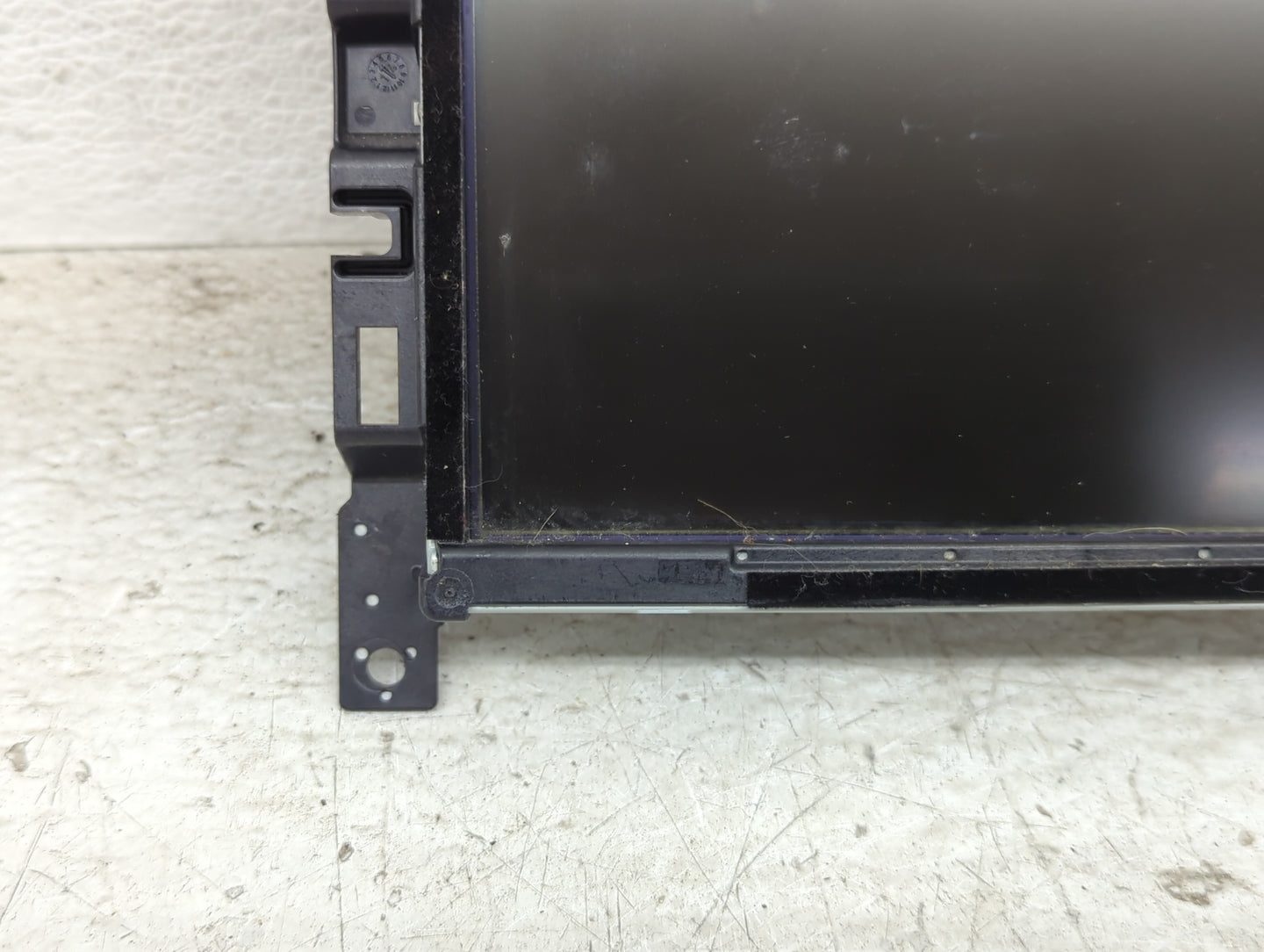 2015 Chrysler 200 Information Display Screen - Oemusedautoparts1.com