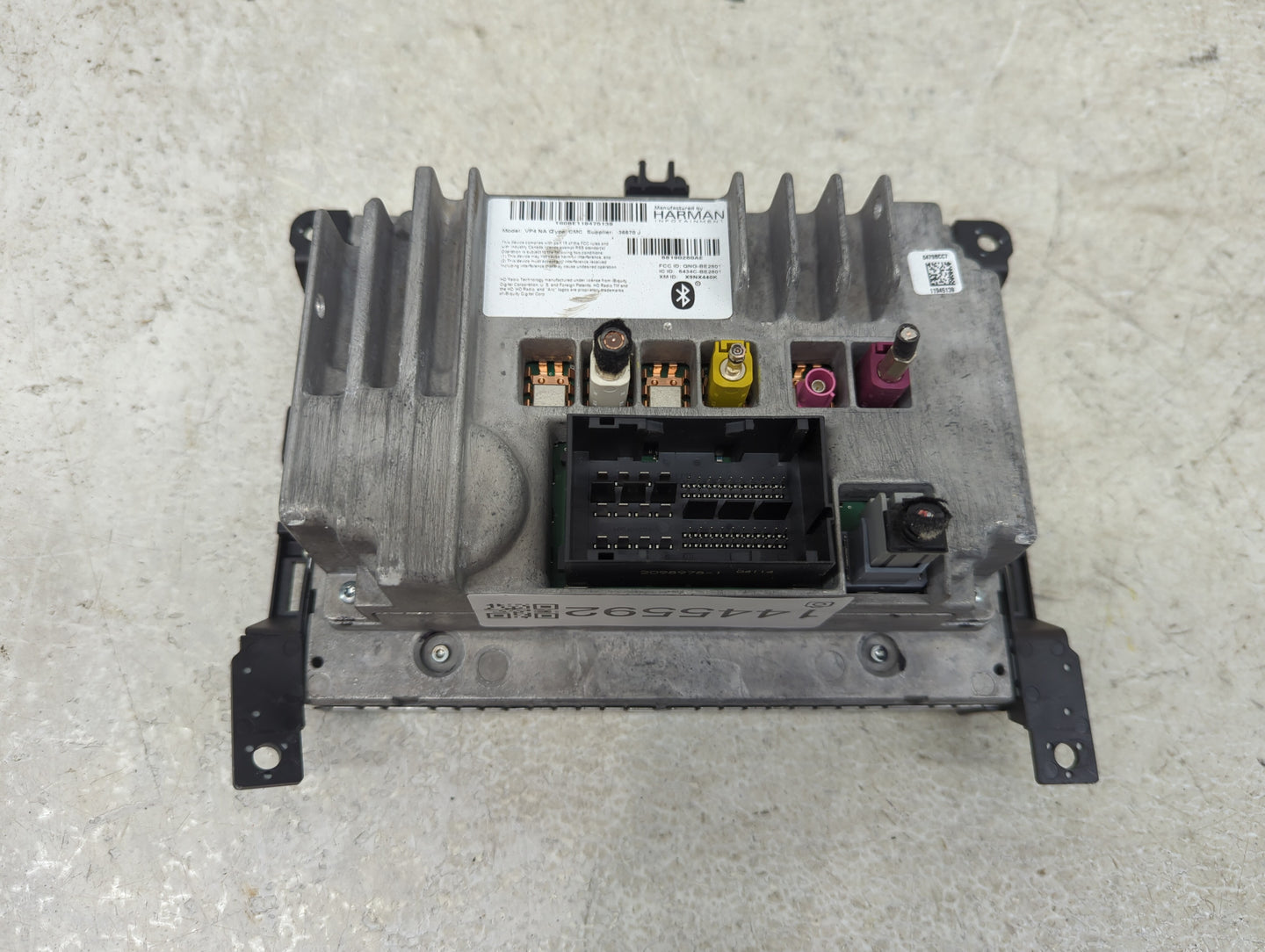 2015 Chrysler 200 Information Display Screen - Oemusedautoparts1.com