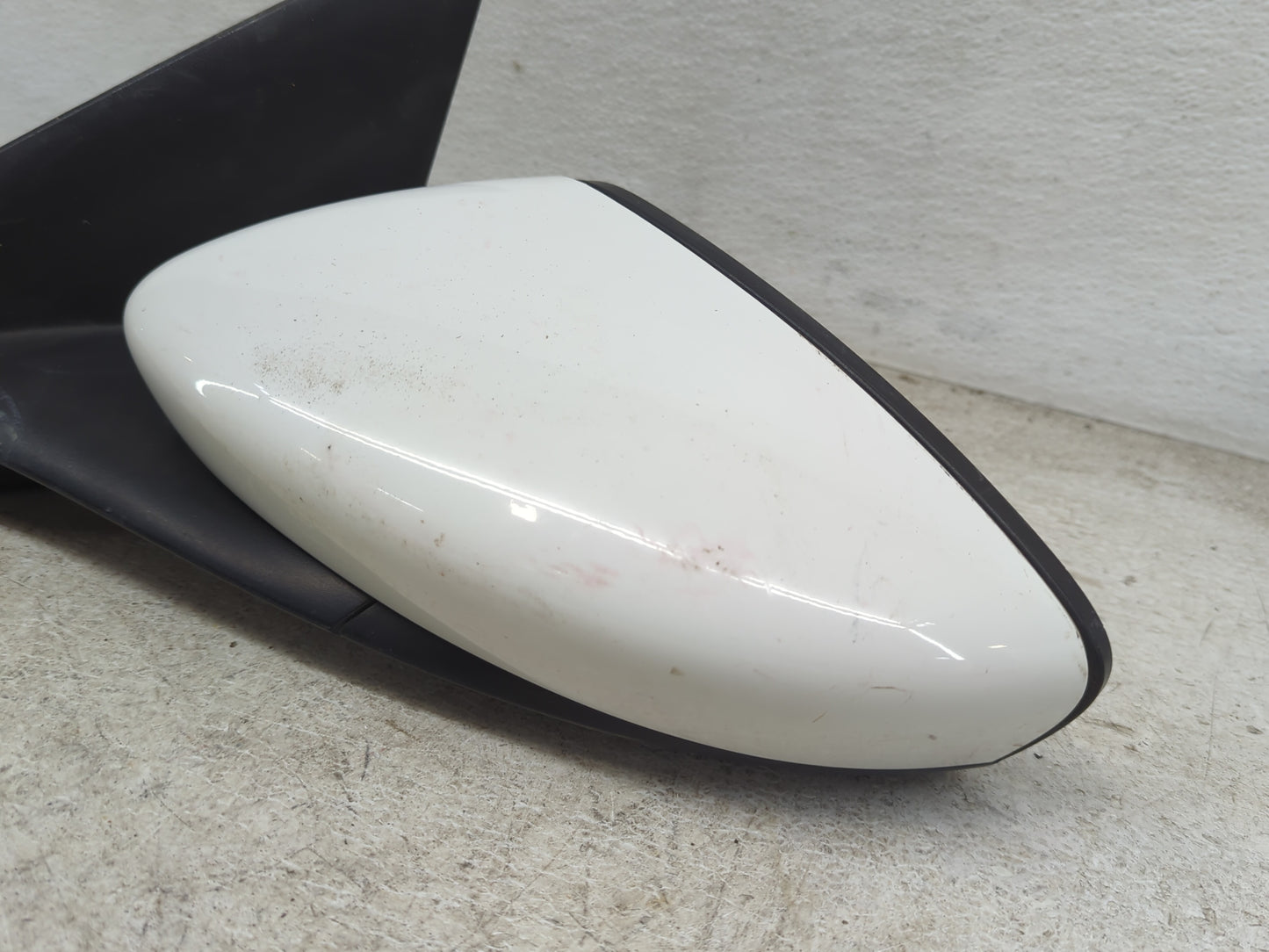 2015-2017 Chrysler 200 Driver Side View Mirror - Left Door Mirror OEM Used - Oemusedautoparts1.com