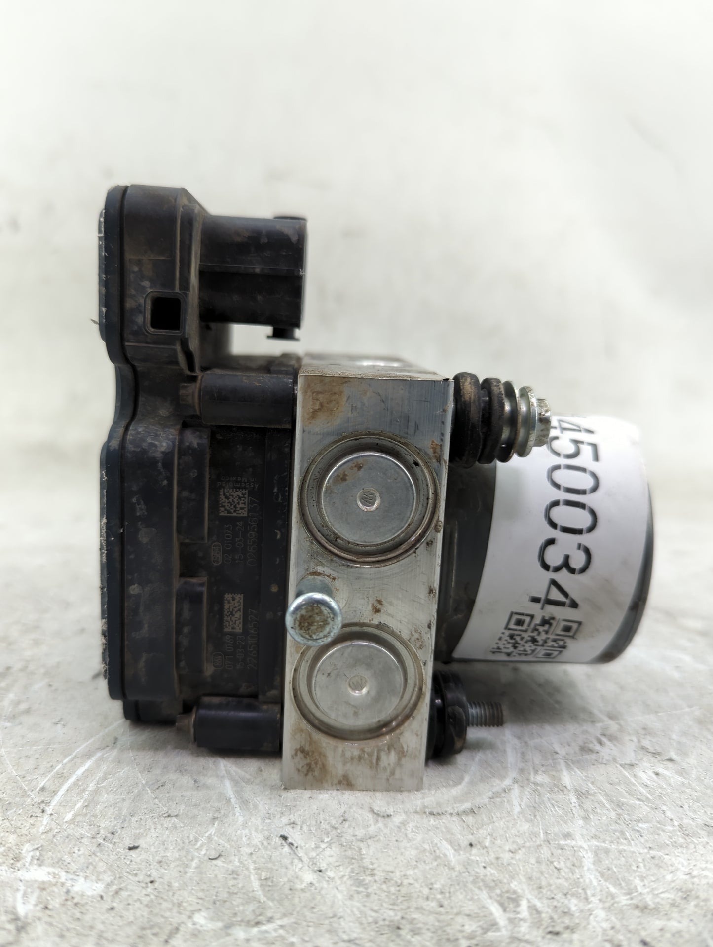 2015 Chrysler 200 ABS Pump Control Module Replacement P/N:P68232470AB Fits OEM Used Auto Parts - Oemusedautoparts1.com