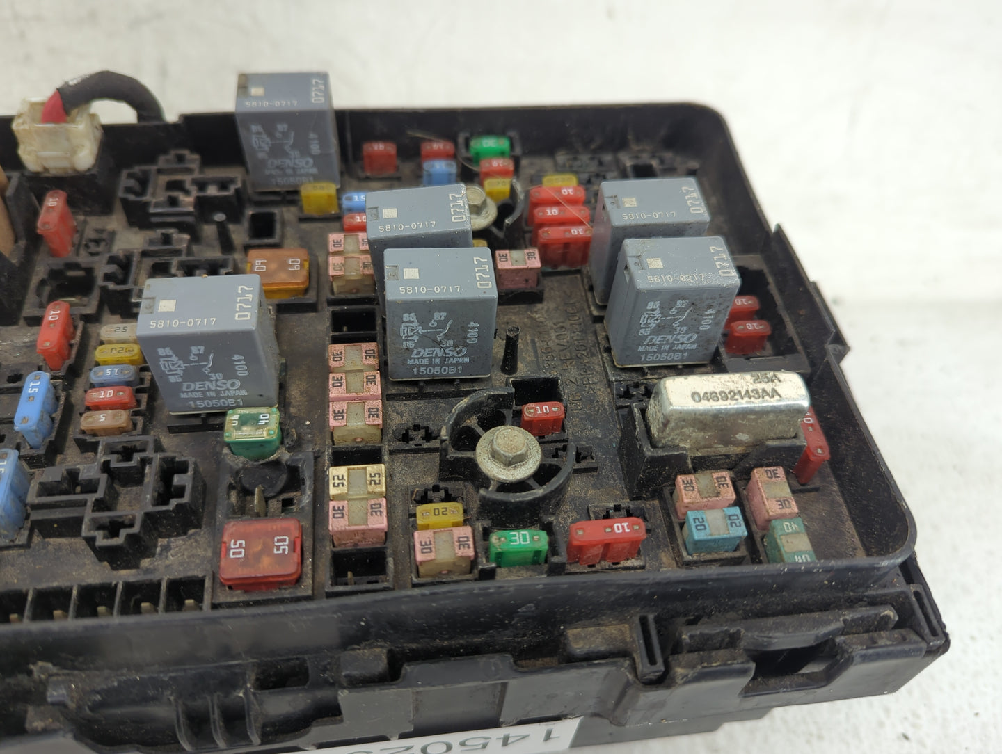 2015 Chrysler 200 Fusebox Fuse Box Panel Relay Module P/N:04692143AA 5810-0717 Fits OEM Used Auto Parts - Oemusedautoparts1.