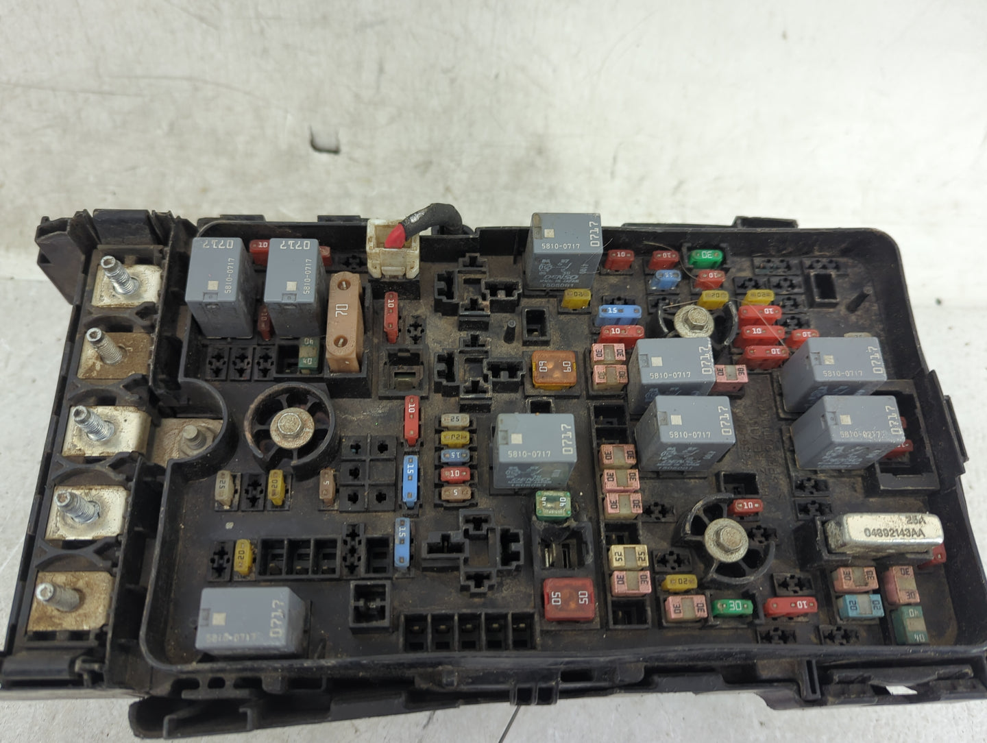 2015 Chrysler 200 Fusebox Fuse Box Panel Relay Module P/N:04692143AA 5810-0717 Fits OEM Used Auto Parts - Oemusedautoparts1.