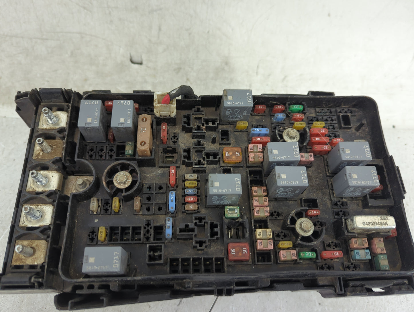 2015 Chrysler 200 Fusebox Fuse Box Panel Relay Module P/N:04692143AA 5810-0717 Fits OEM Used Auto Parts - Oemusedautoparts1.
