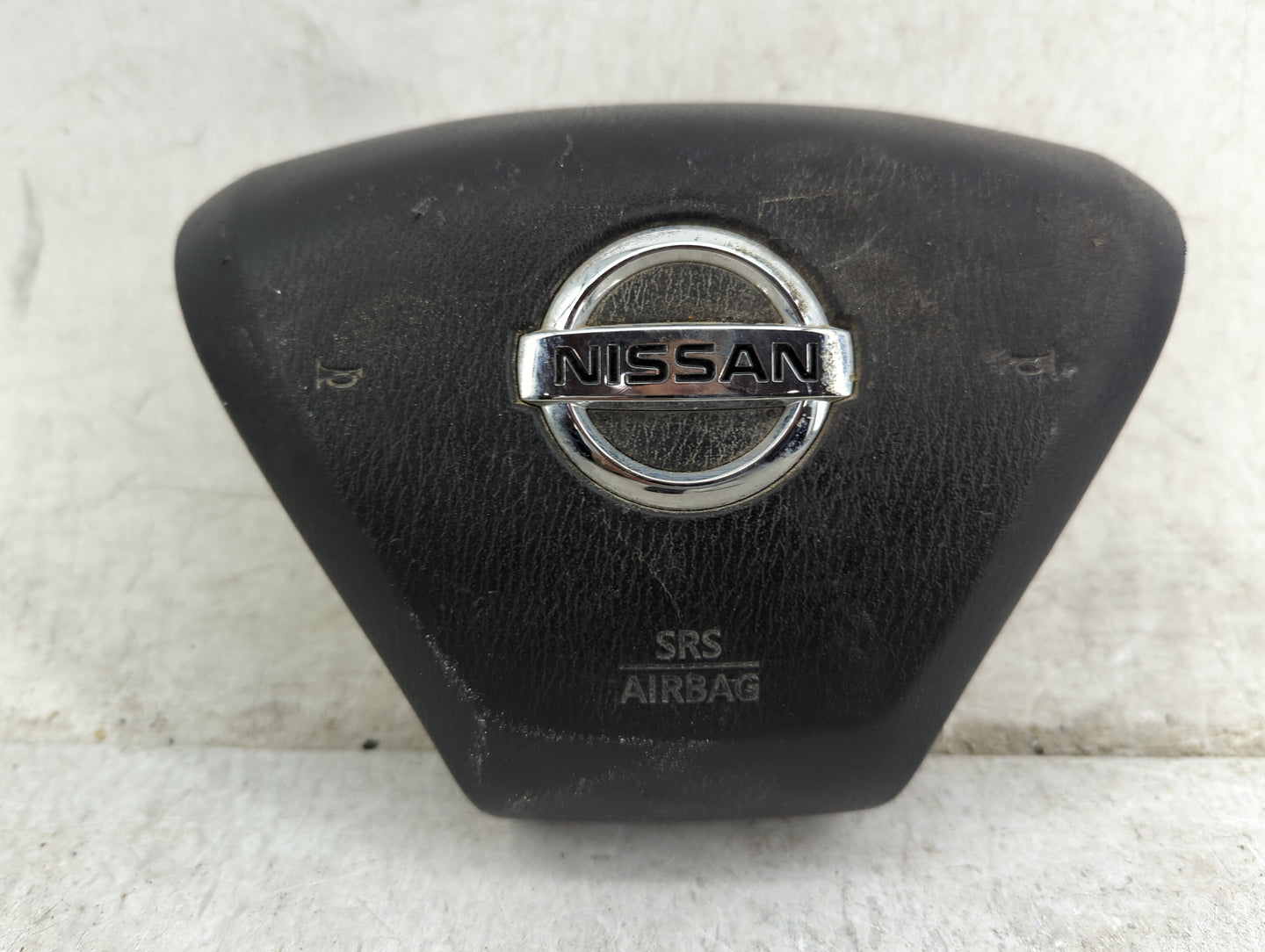 2015-2017 Chrysler 200 Air Bag Driver Left Steering Wheel Mounted 1458619 - Oemusedautoparts1.com