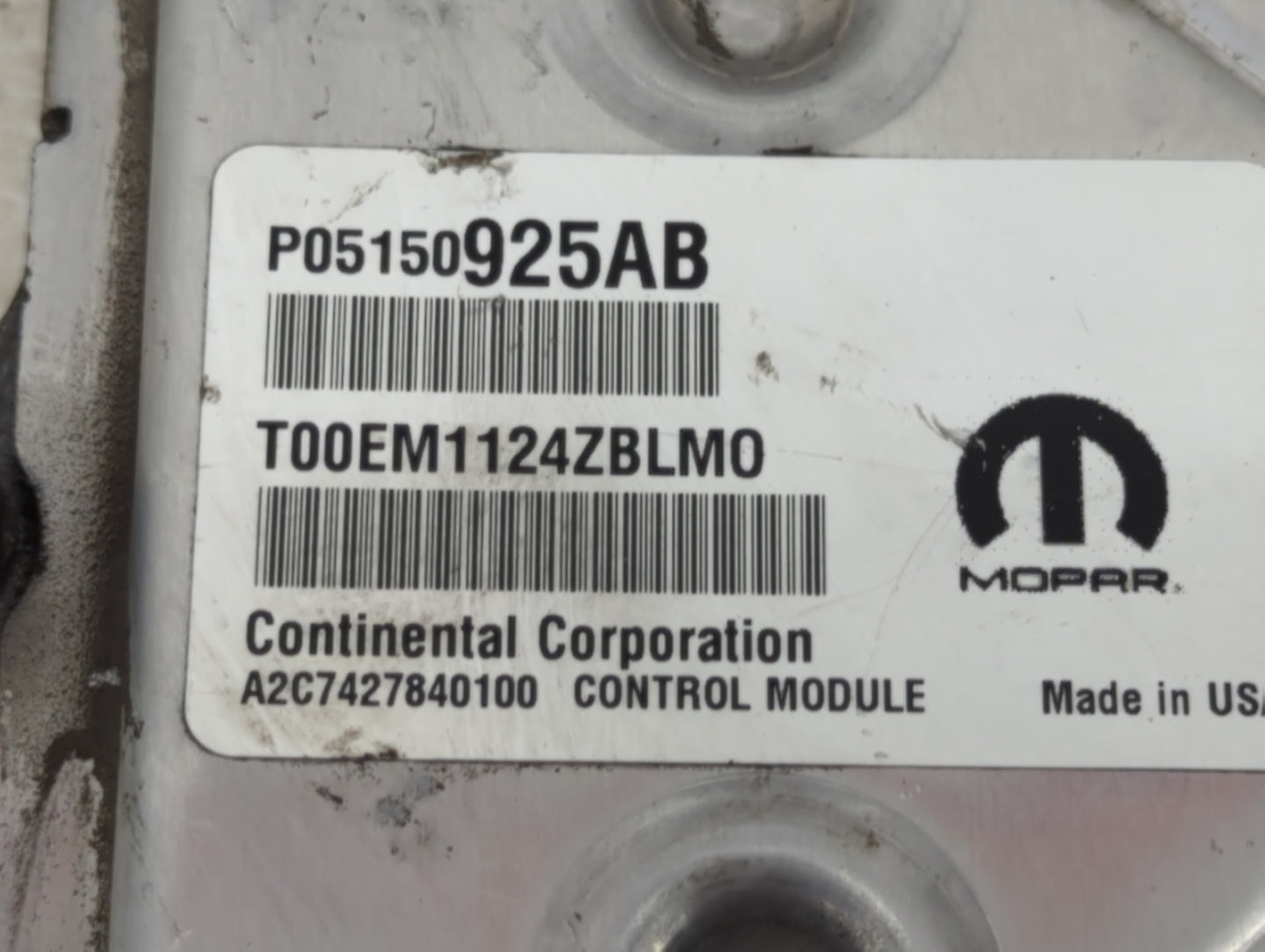 2015 Chrysler 200 PCM Engine Control Computer ECU ECM PCU OEM P/N:P05150925AB P68102892AE, 05150925AB, A2C7427840100 Fits OE