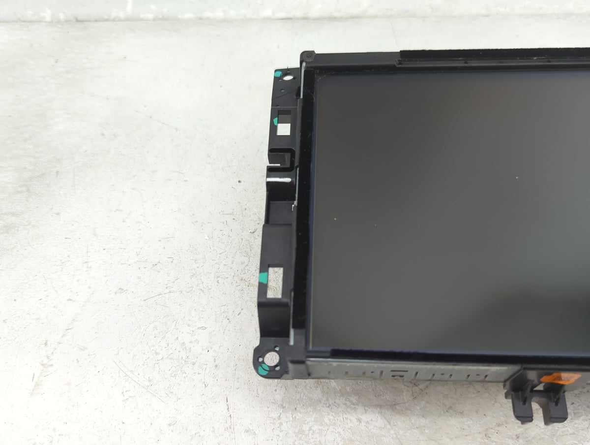 2015-2015 Chrysler 200 Information Radio Display Screen - Oemusedautoparts1.com
