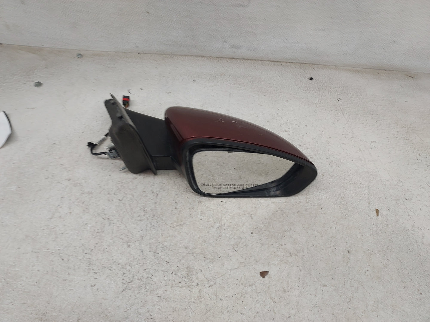 2015 Chrysler 200 Passenger Side View Mirror - Right Door Mirror OEM Used - Oemusedautoparts1.com