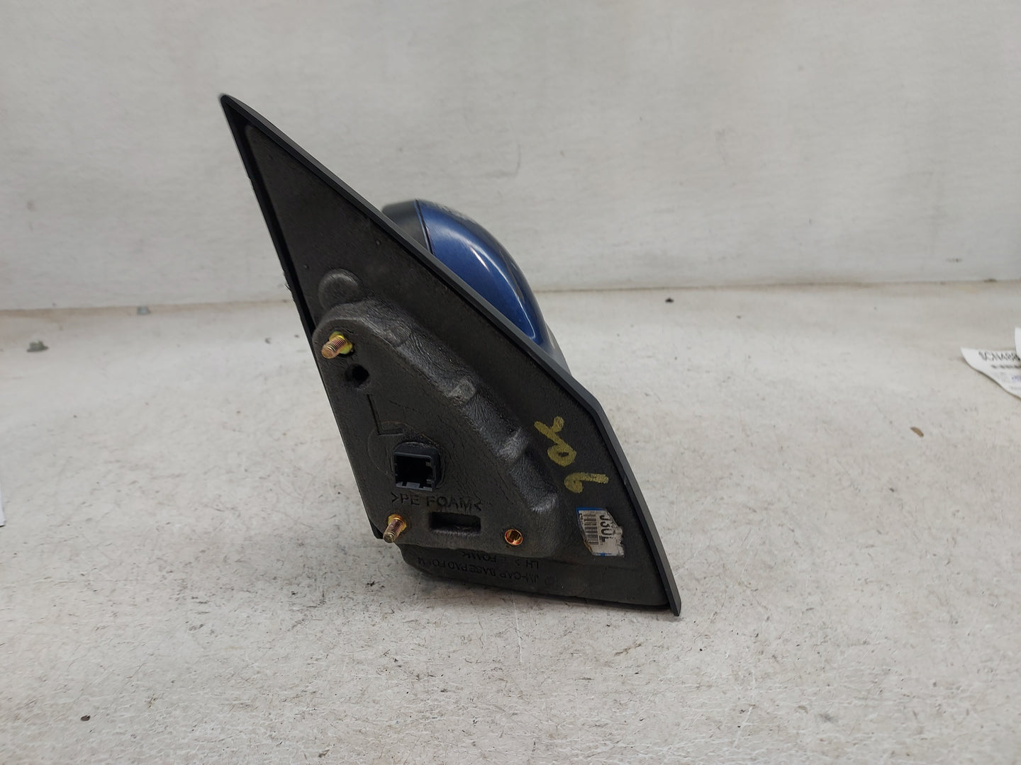 2015-2017 Chrysler 200 Passenger Side View Mirror - Right Door Mirror OEM Used - Oemusedautoparts1.com